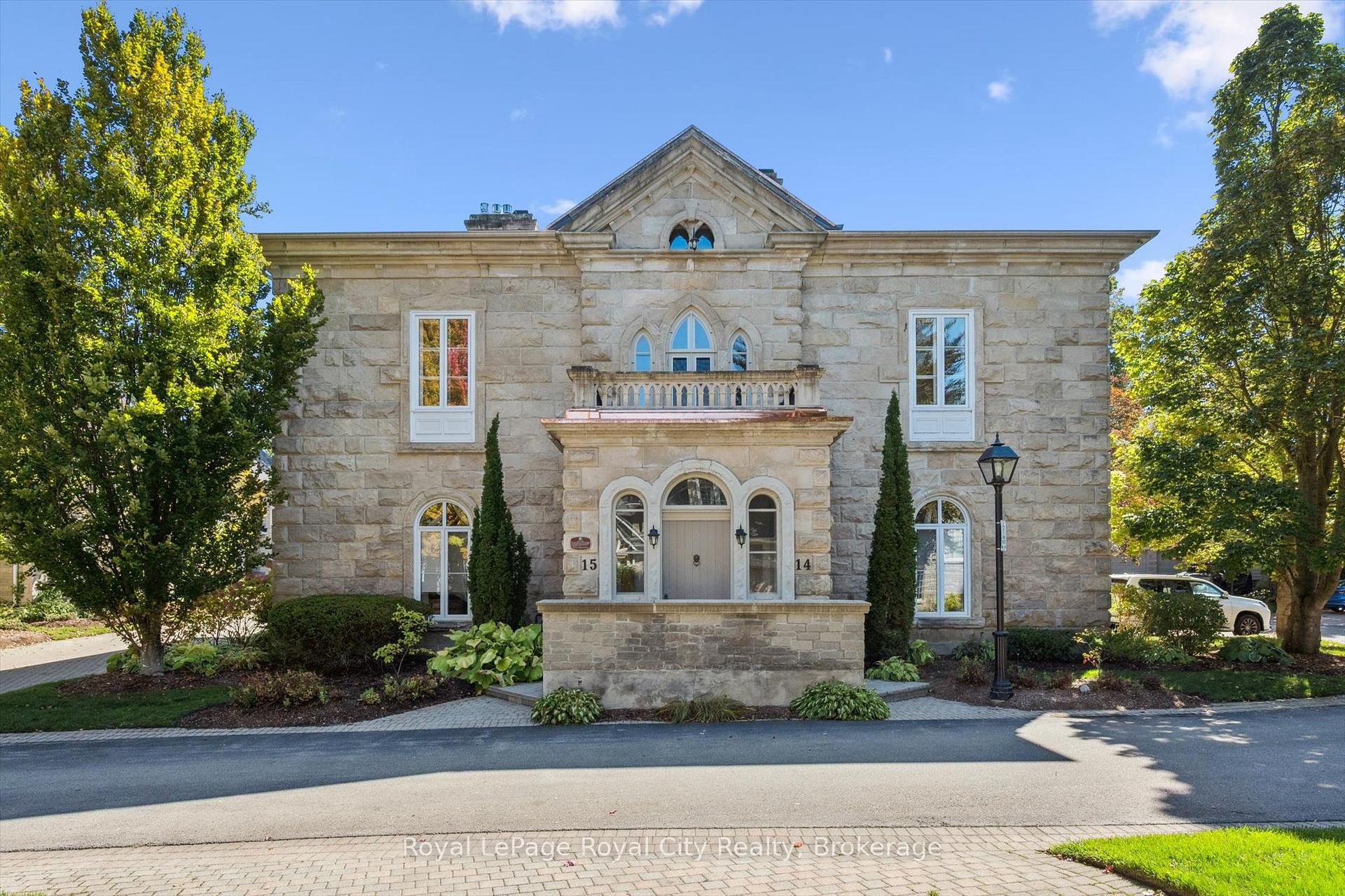 Photo 2 of Unit 15, 25 Manor Park Crescent, Guelph, Dovercliffe Park/Old University — HOMEH
