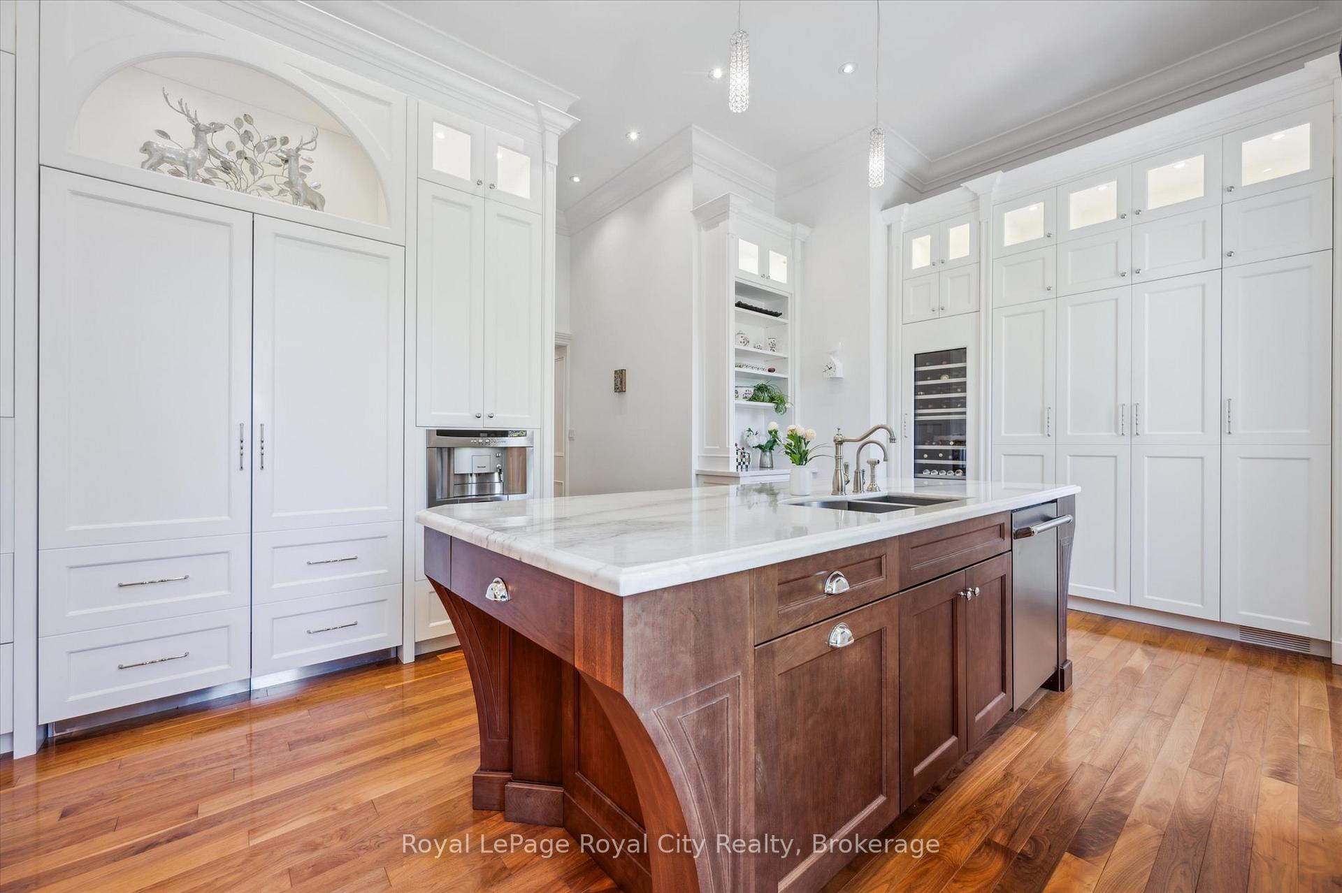 Photo 20 of Unit 15, 25 Manor Park Crescent, Guelph, Dovercliffe Park/Old University — HOMEH