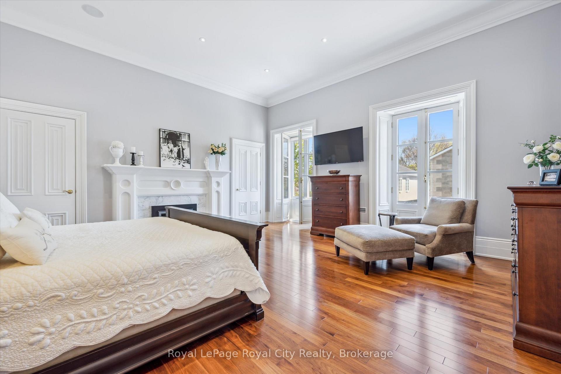 Photo 27 of Unit 15, 25 Manor Park Crescent, Guelph, Dovercliffe Park/Old University — HOMEH
