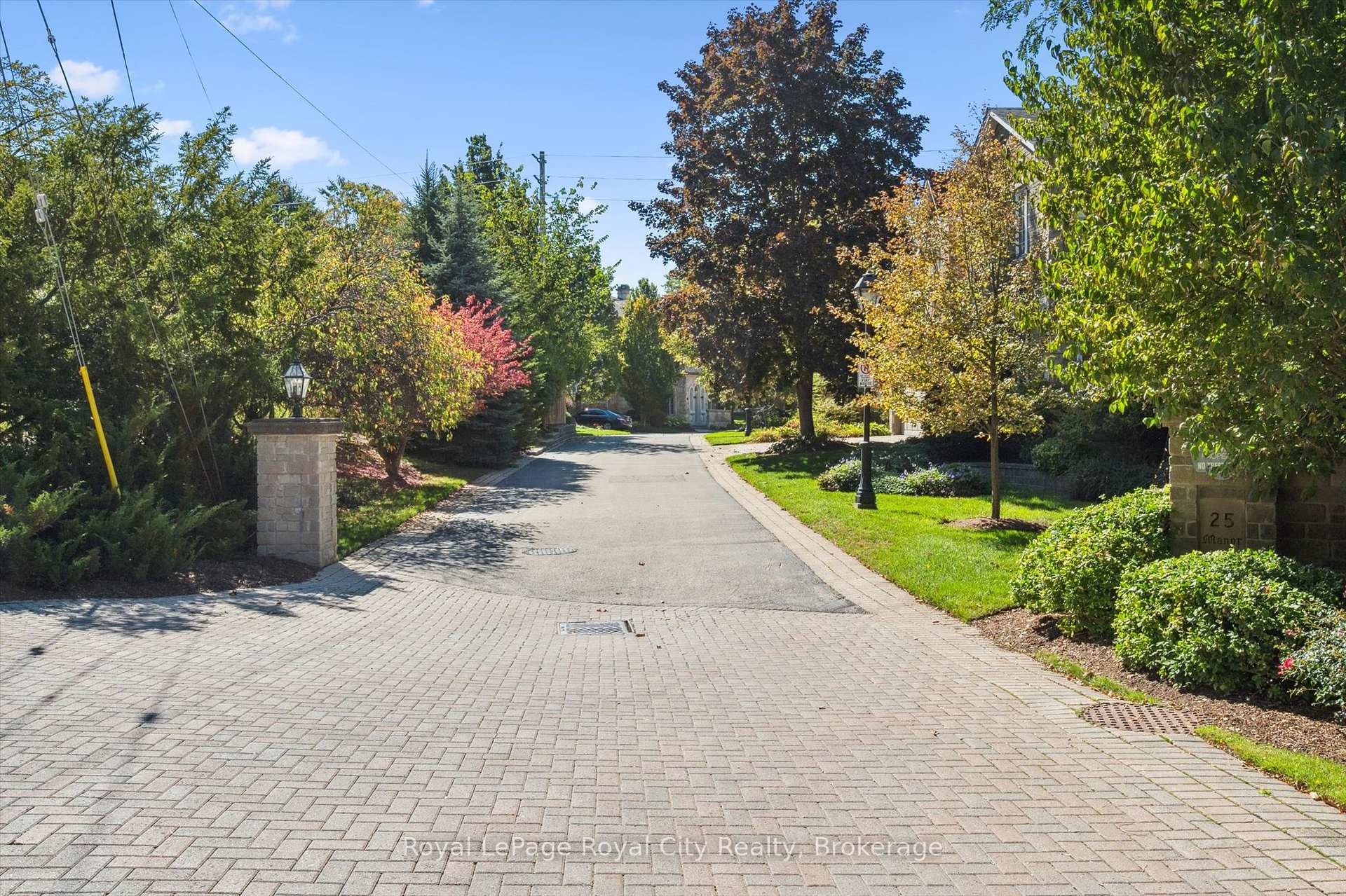 Photo 37 of Unit 15, 25 Manor Park Crescent, Guelph, Dovercliffe Park/Old University — HOMEH