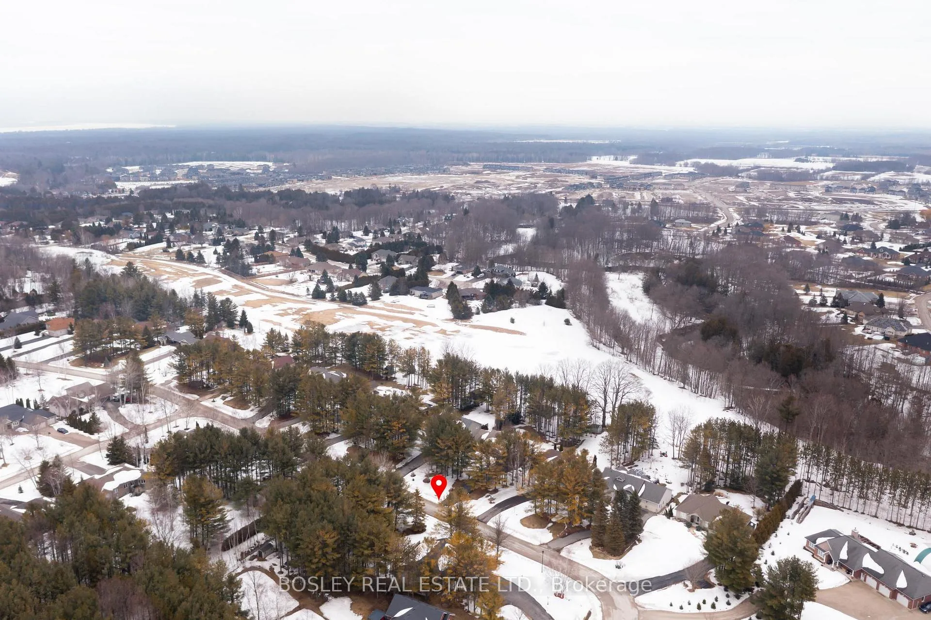 Photo 8 of 39 Martyn Drive, Wasaga Beach — HOMEH