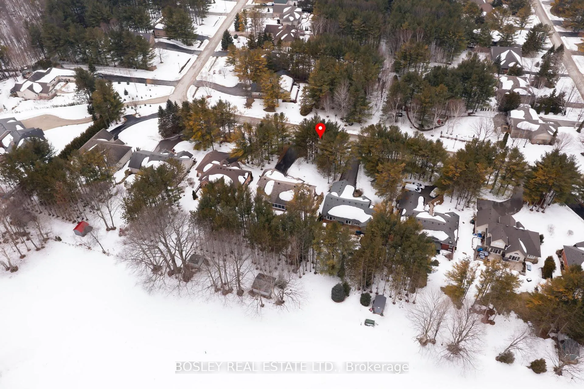 Photo 10 of 39 Martyn Drive, Wasaga Beach — HOMEH