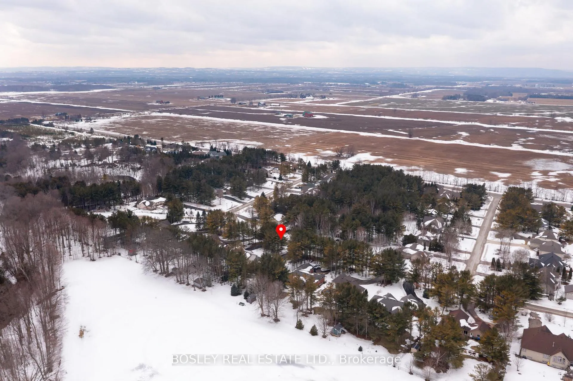 Photo 12 of 39 Martyn Drive, Wasaga Beach — HOMEH