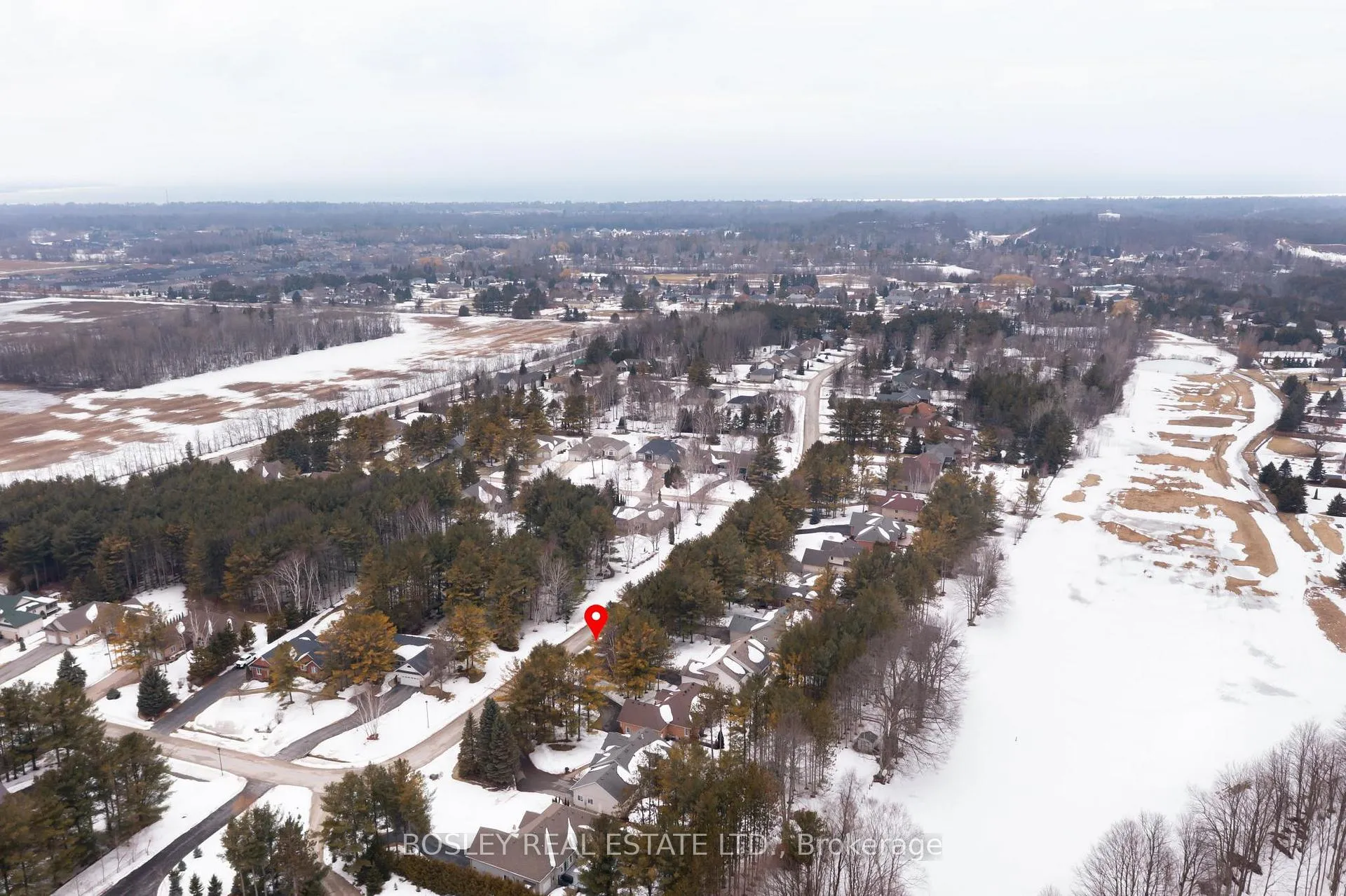 Photo 14 of 39 Martyn Drive, Wasaga Beach — HOMEH