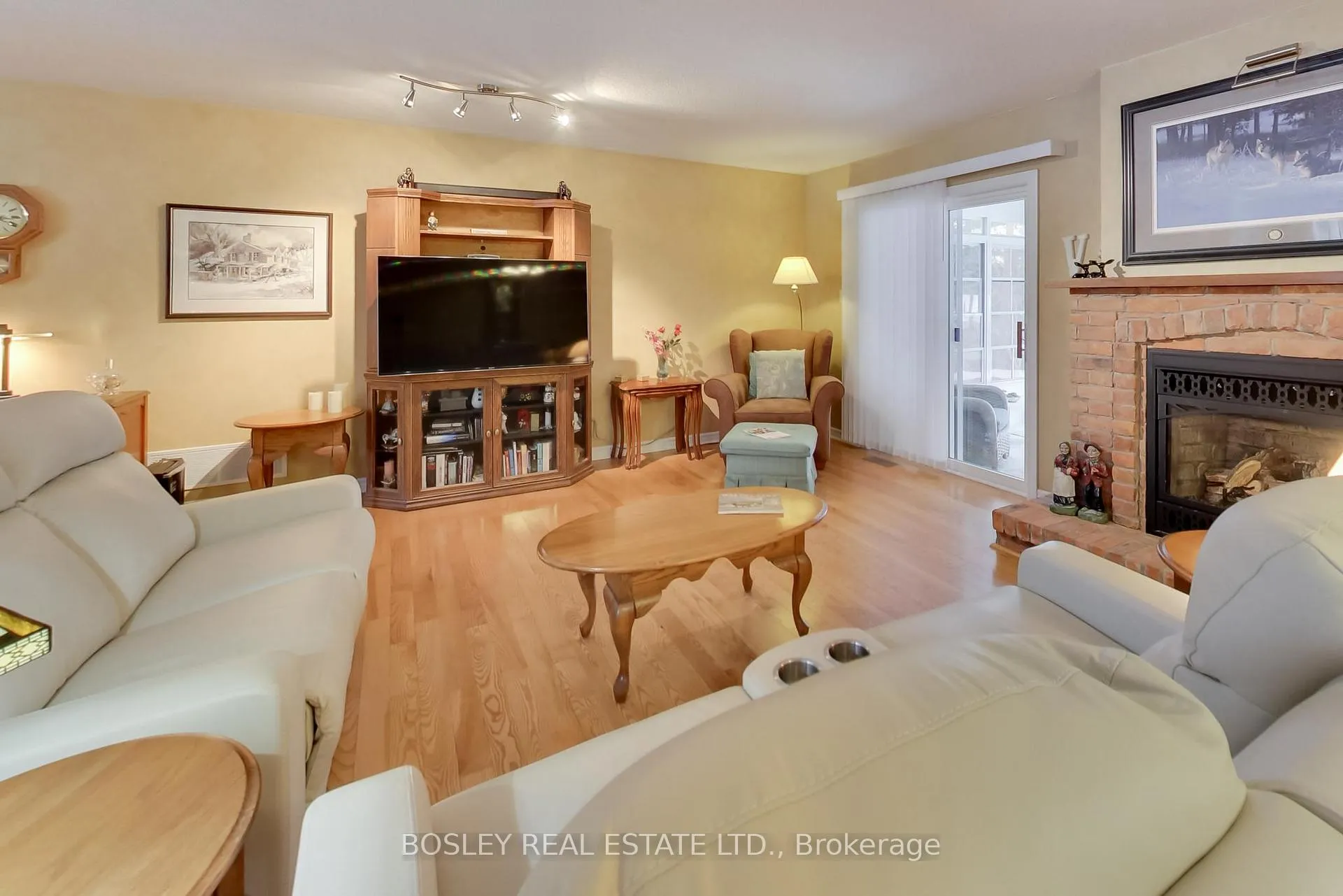 Photo 34 of 39 Martyn Drive, Wasaga Beach — HOMEH