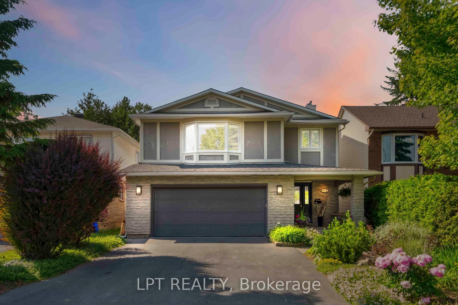 Photo 3 of 113 Four Seasons Drive, Ottawa, Borden Farm/Stewart Farm/Carleton Heights/Parkwood Hills — HOMEH