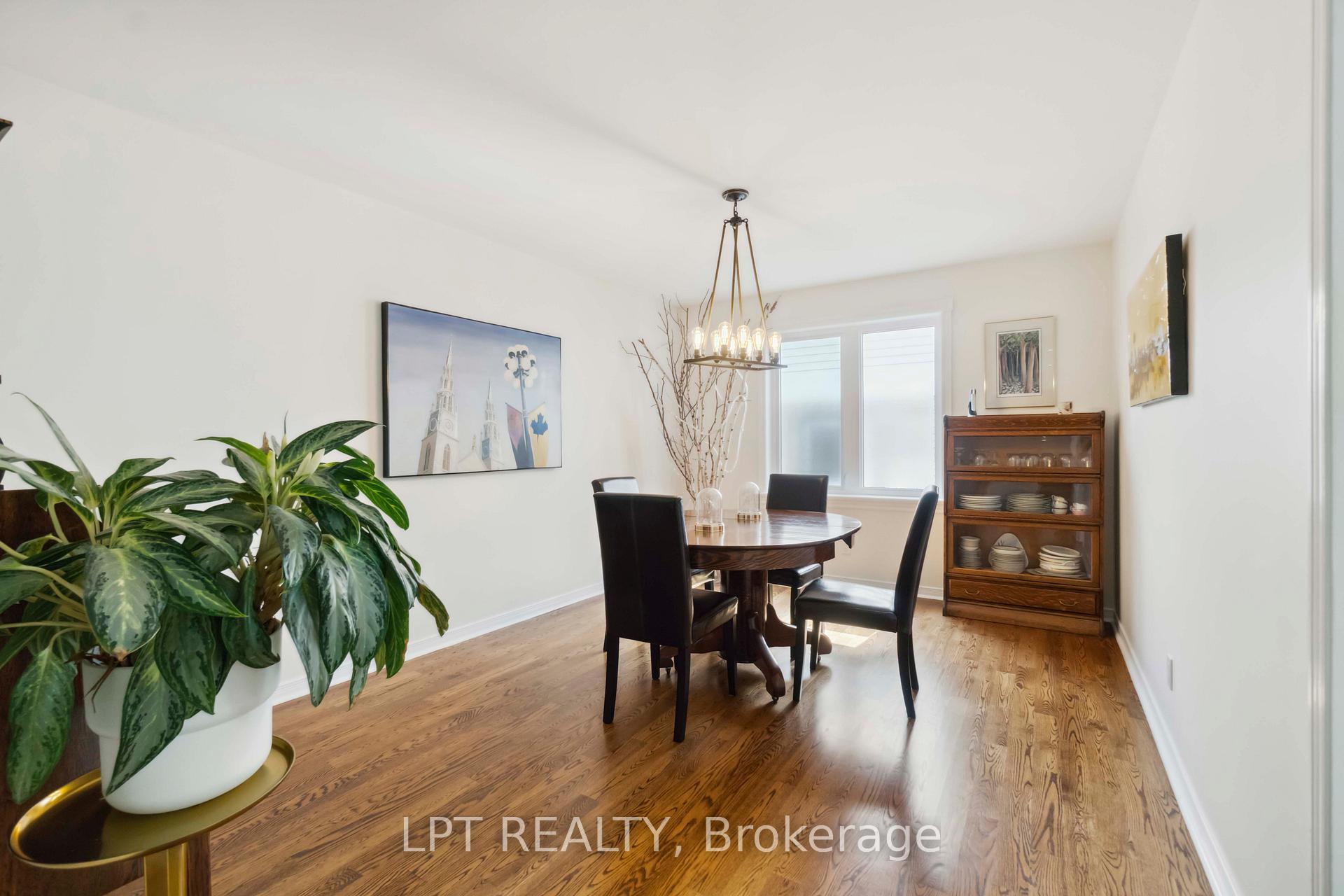 Photo 6 of 113 Four Seasons Drive, Ottawa, Borden Farm/Stewart Farm/Carleton Heights/Parkwood Hills — HOMEH