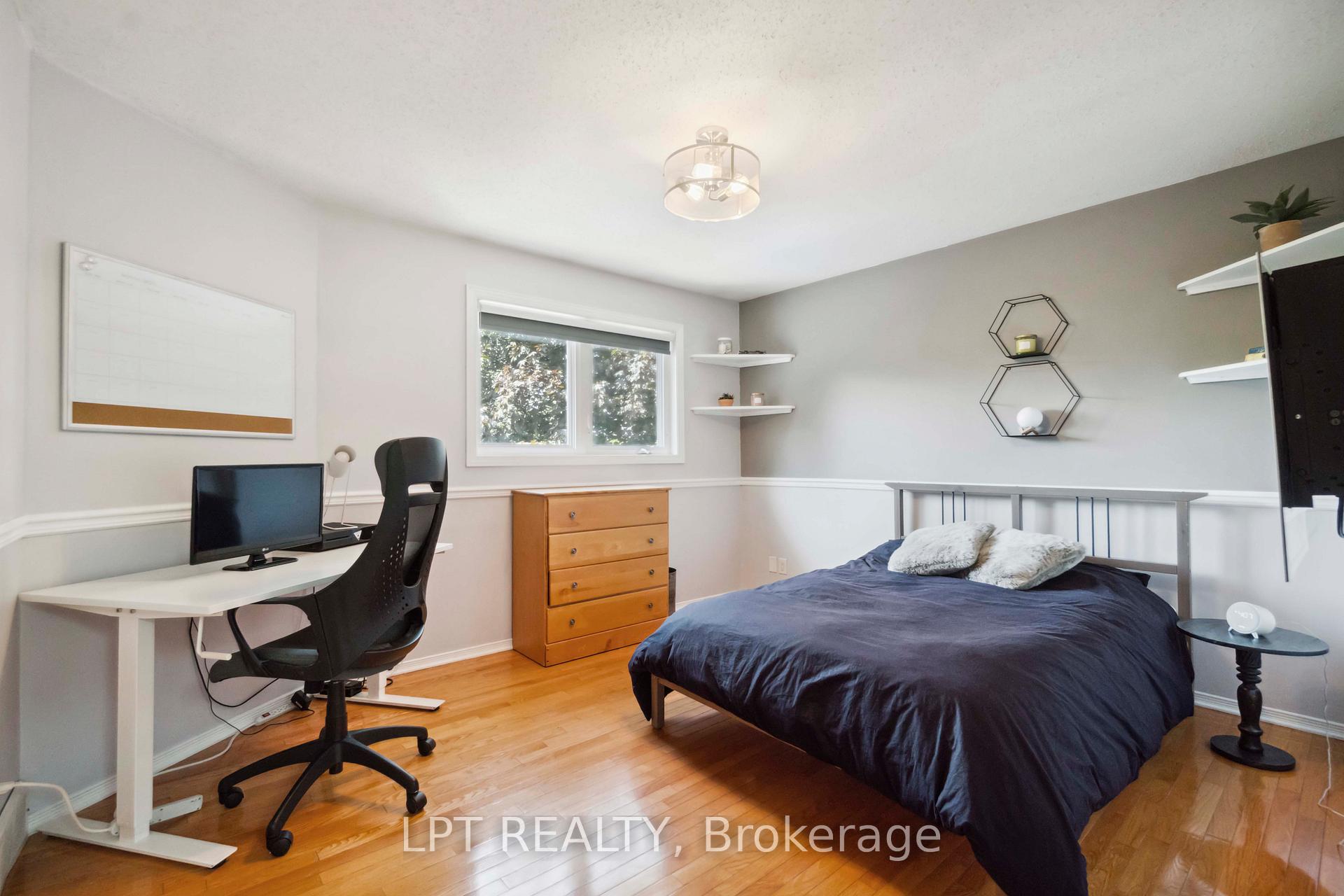 Photo 29 of 113 Four Seasons Drive, Ottawa, Borden Farm/Stewart Farm/Carleton Heights/Parkwood Hills — HOMEH