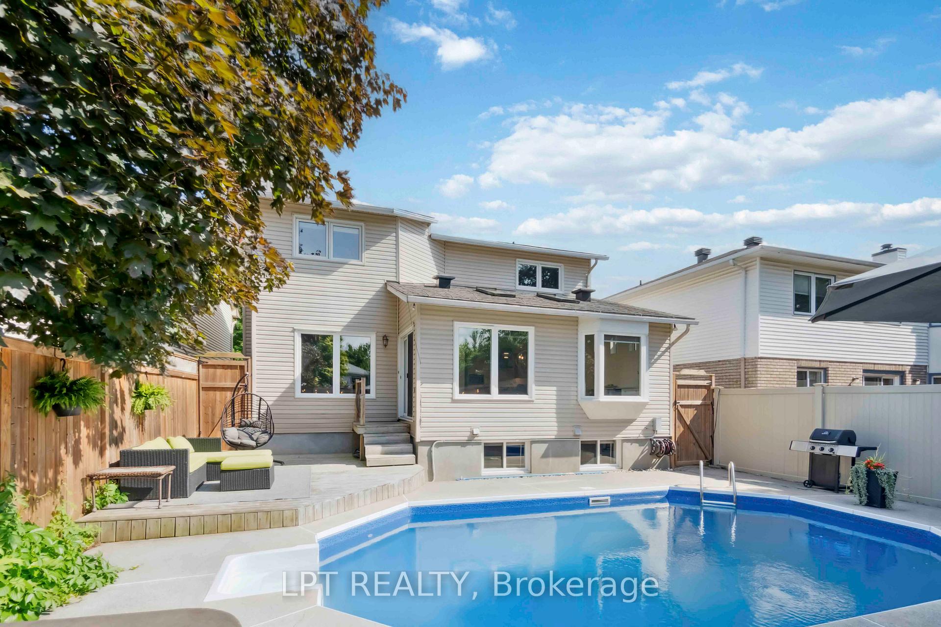 Photo 50 of 113 Four Seasons Drive, Ottawa, Borden Farm/Stewart Farm/Carleton Heights/Parkwood Hills — HOMEH