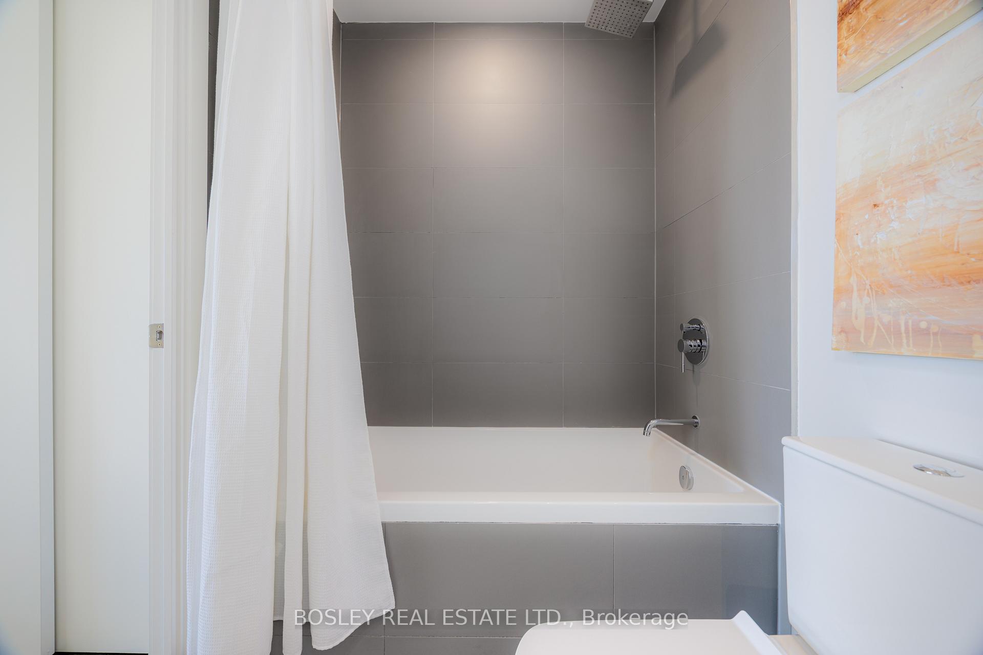 Photo 12 of Unit 932, 8 Hillsdale Avenue E, Toronto, Mount Pleasant West — HOMEH