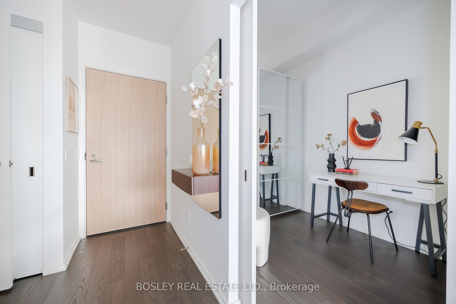 Photo 14 of Unit 932, 8 Hillsdale Avenue E, Toronto, Mount Pleasant West — HOMEH
