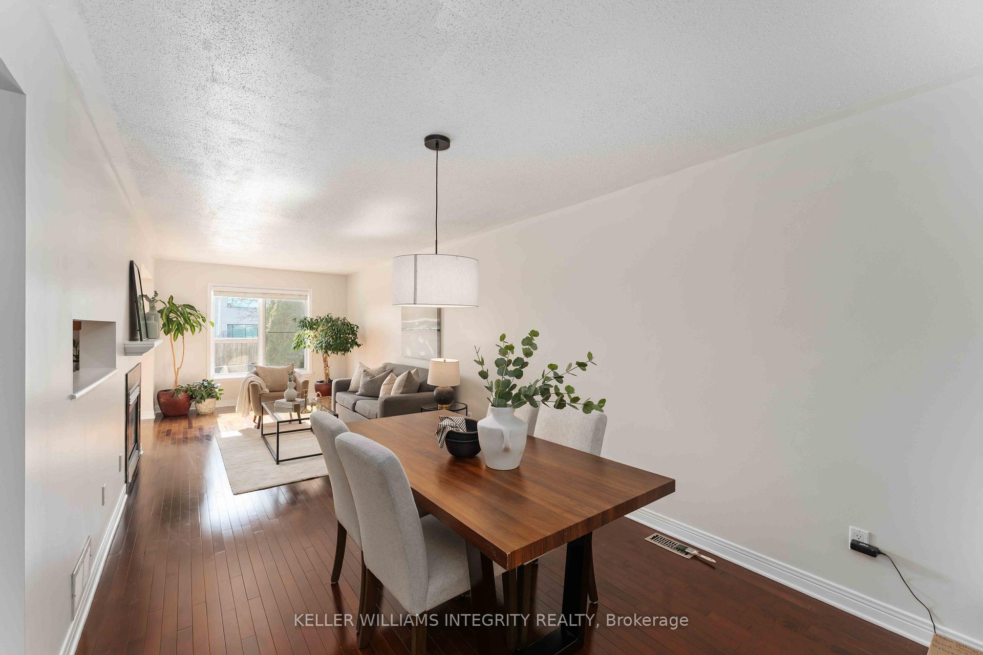 Photo 2 of 4638 Ogilvie Walk Crescent, Ottawa, Carson Grove — HOMEH