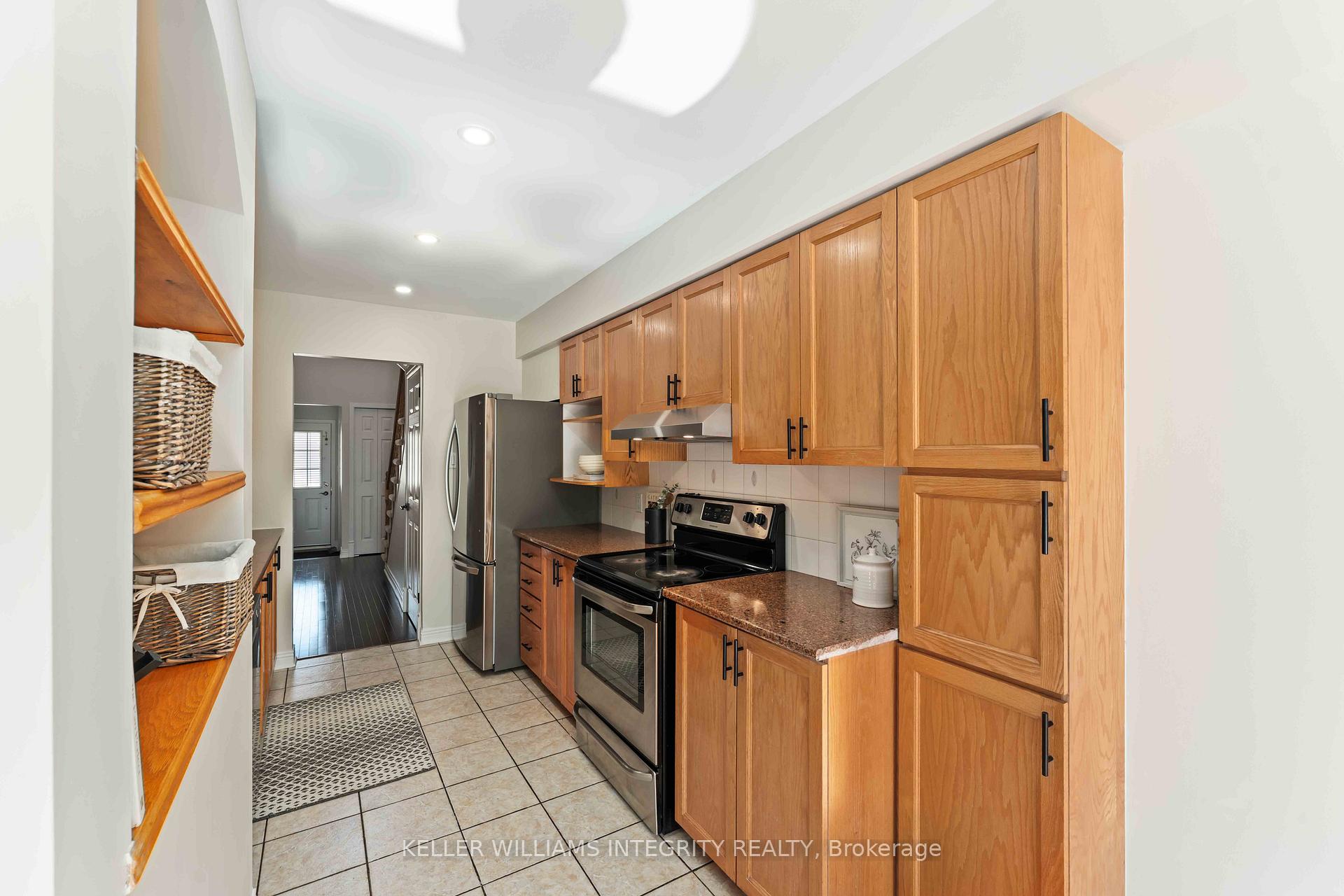 Photo 7 of 4638 Ogilvie Walk Crescent, Ottawa, Carson Grove — HOMEH
