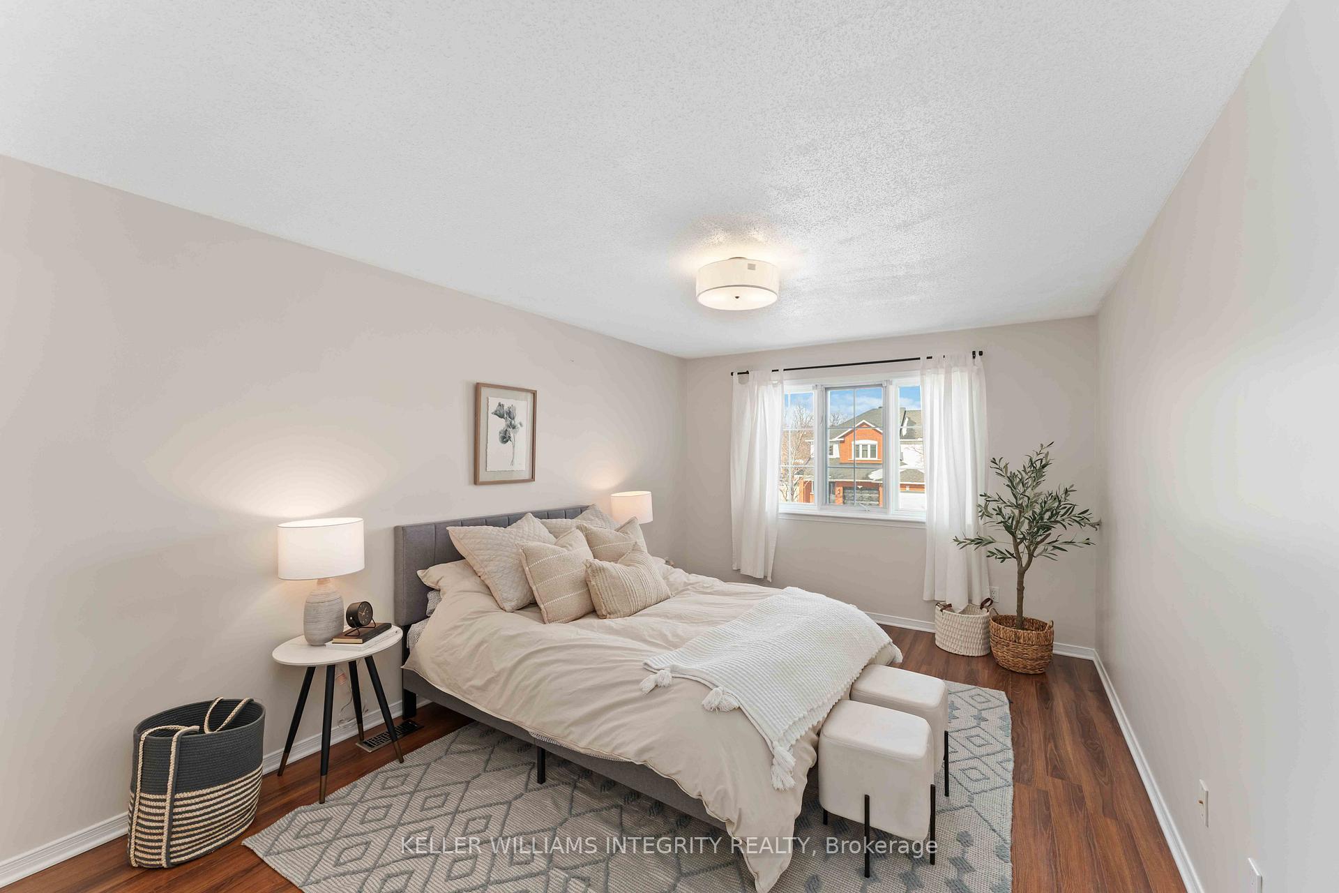 Photo 10 of 4638 Ogilvie Walk Crescent, Ottawa, Carson Grove — HOMEH