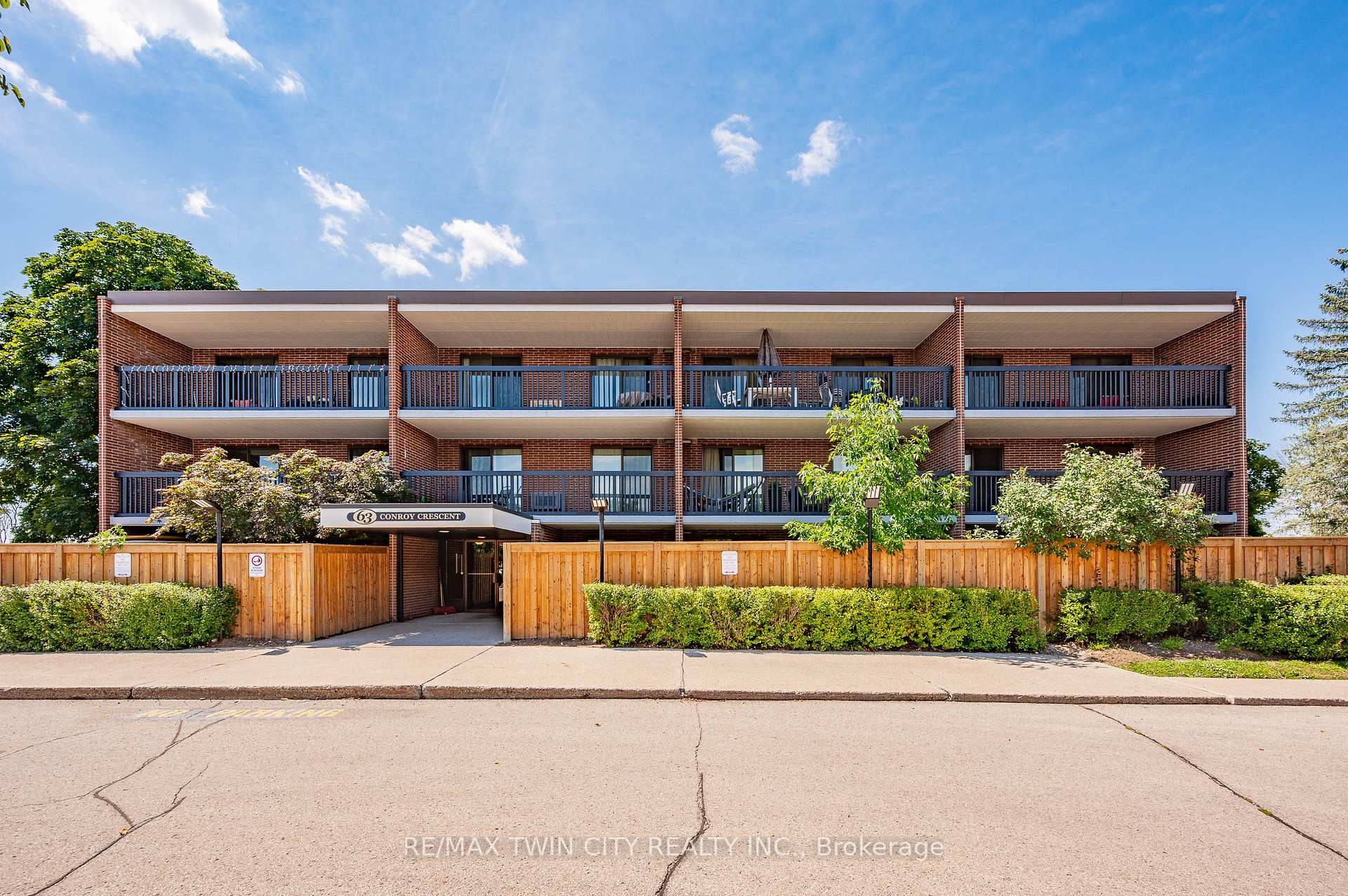 Photo 1 of Unit 54, 63 Conroy Crescent, Guelph, Dovercliffe Park/Old University — HOMEH