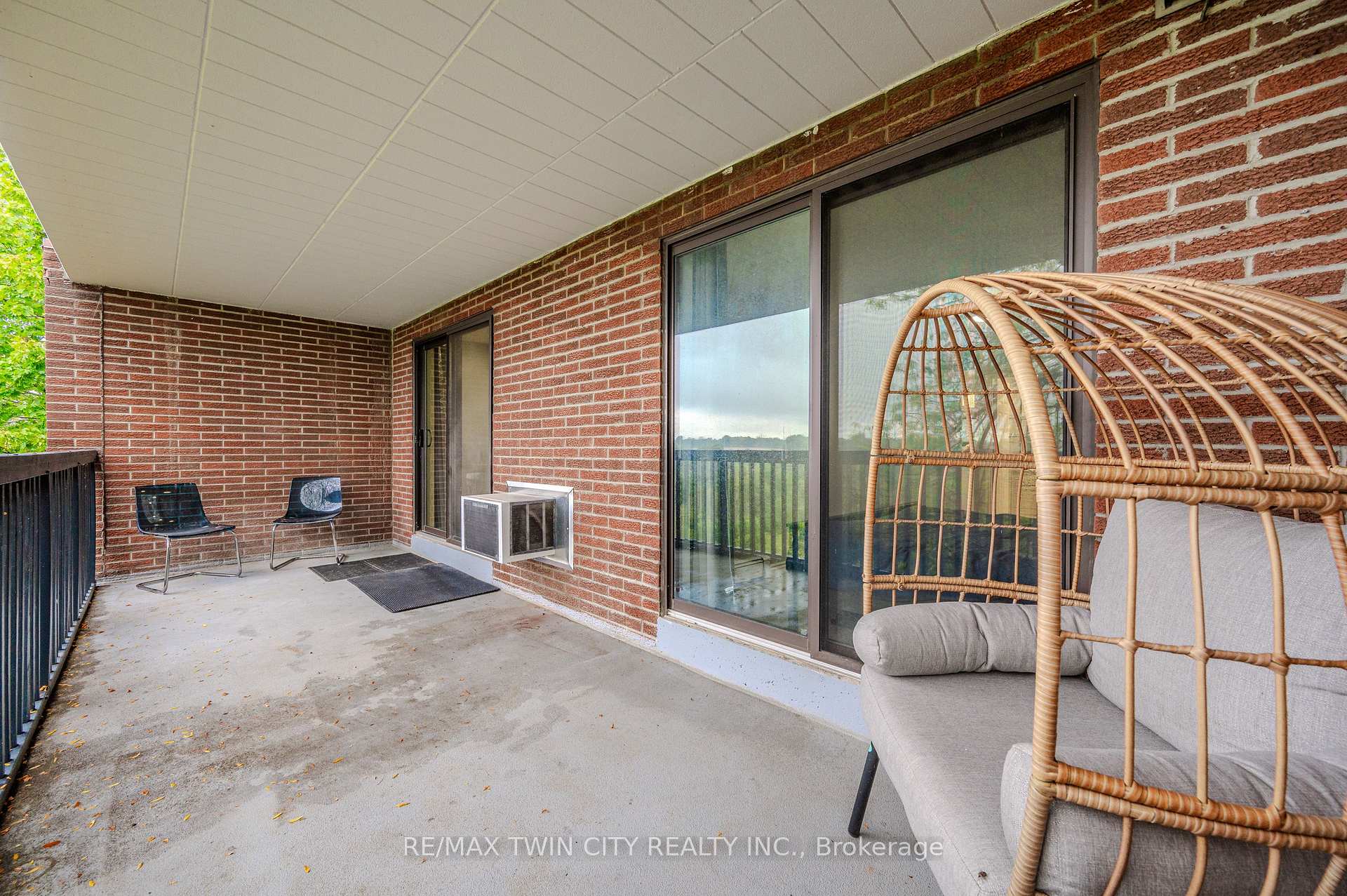 Photo 15 of Unit 54, 63 Conroy Crescent, Guelph, Dovercliffe Park/Old University — HOMEH