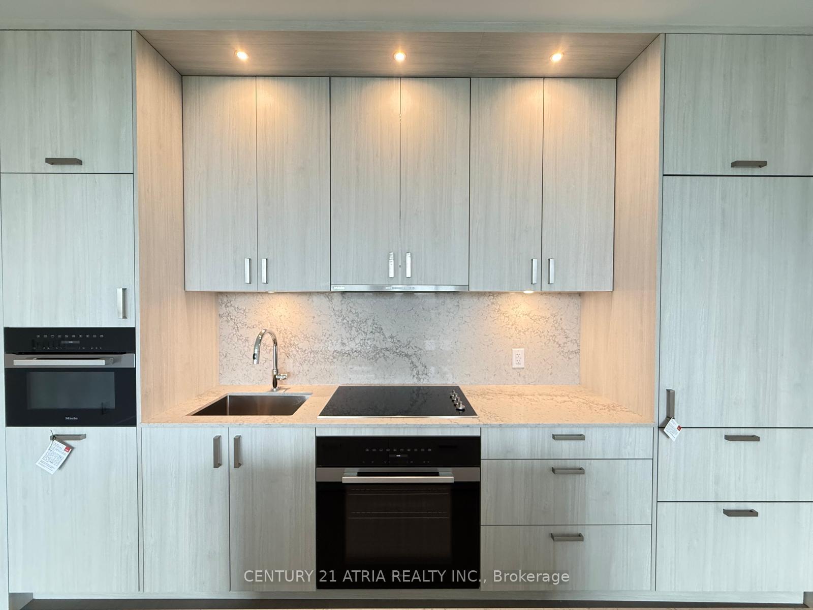 Photo 7 of Unit 715, 399 Royal Orchard Boulevard, Markham, Royal Orchard — HOMEH