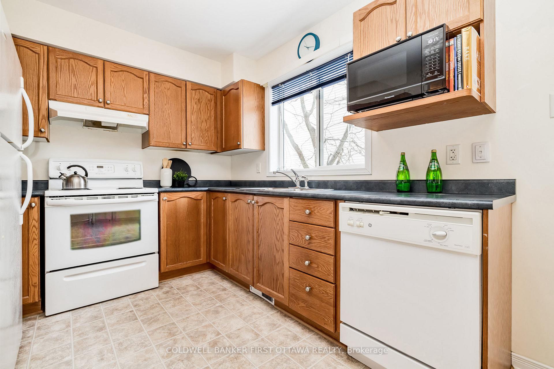 Photo 13 of Unit 23, 389 Wiffen, Ottawa, Westcliffe Estates — HOMEH
