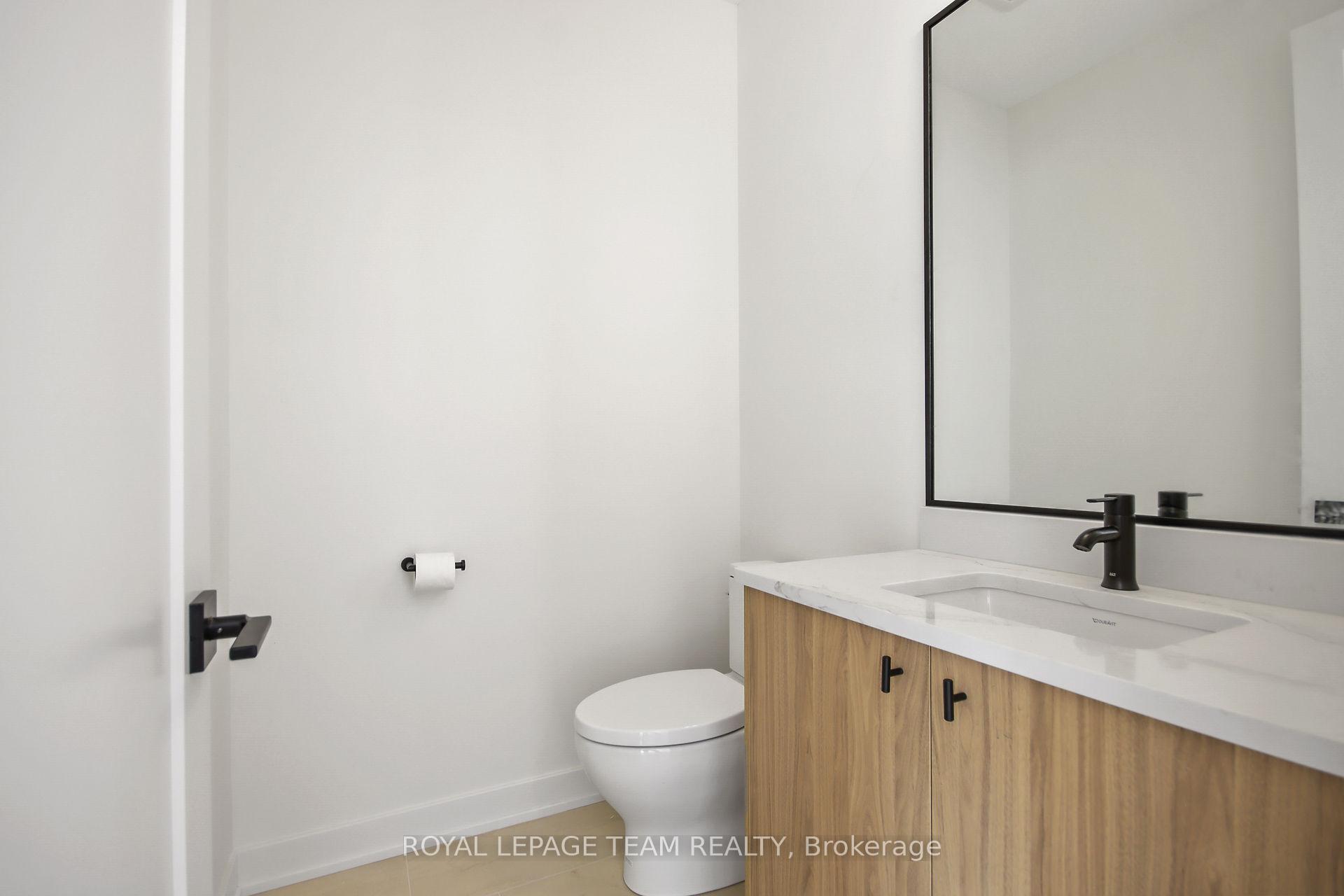 Photo 9 of Unit A/A2, 241 Breezehill Avenue, Ottawa, West Centre Town — HOMEH