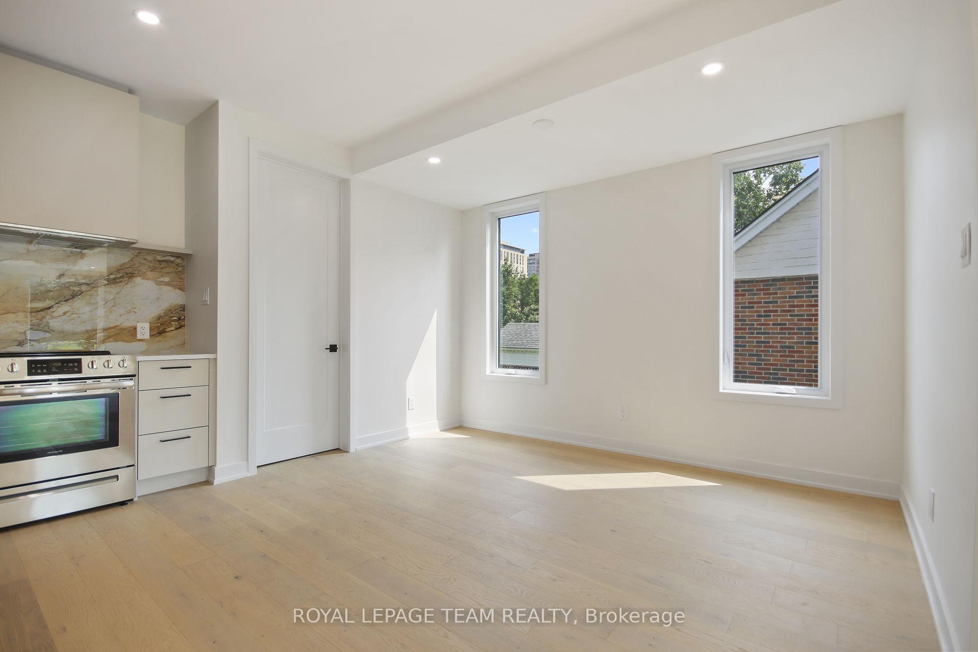 Photo 13 of Unit A/A2, 241 Breezehill Avenue, Ottawa, West Centre Town — HOMEH
