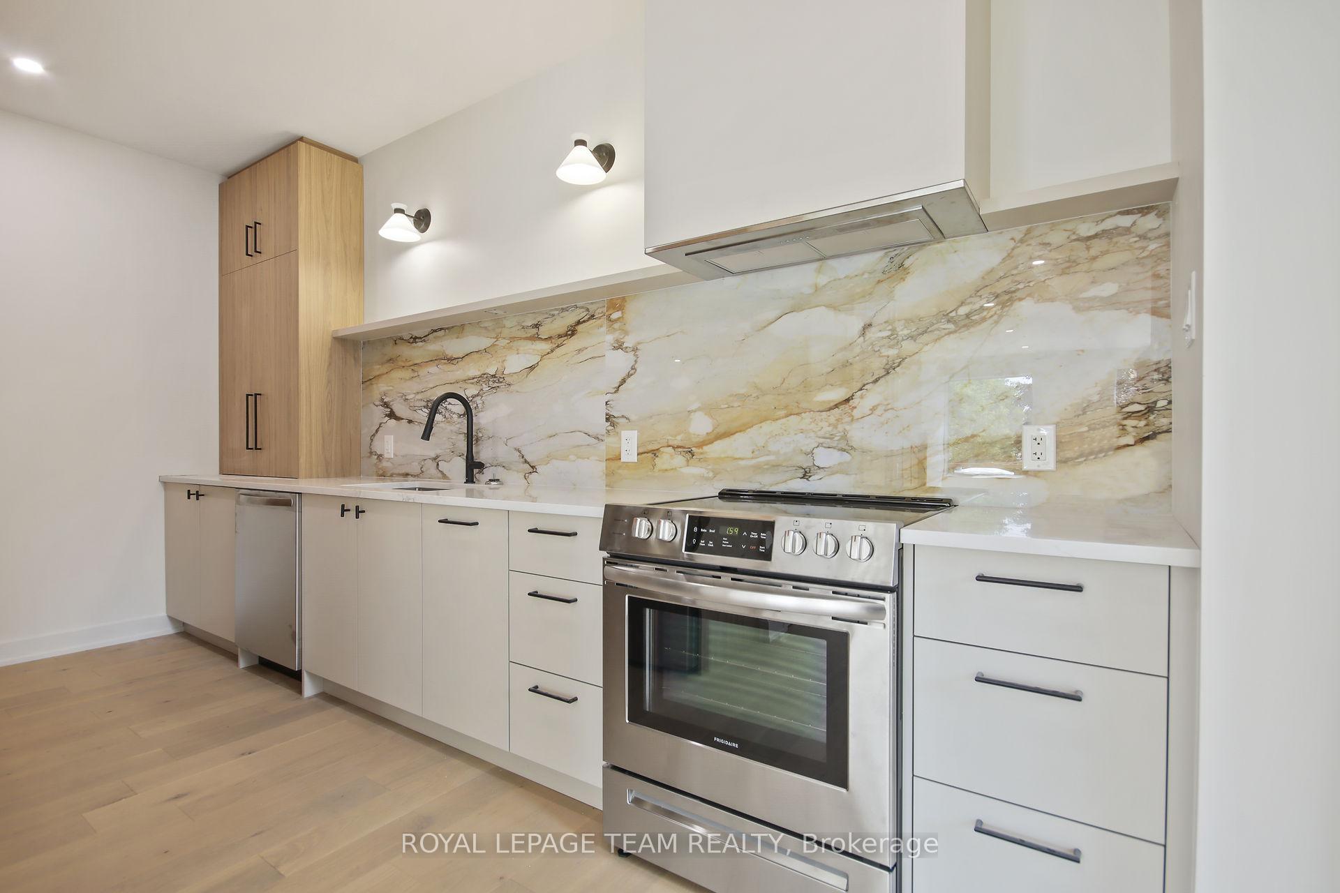 Photo 14 of Unit A/A2, 241 Breezehill Avenue, Ottawa, West Centre Town — HOMEH