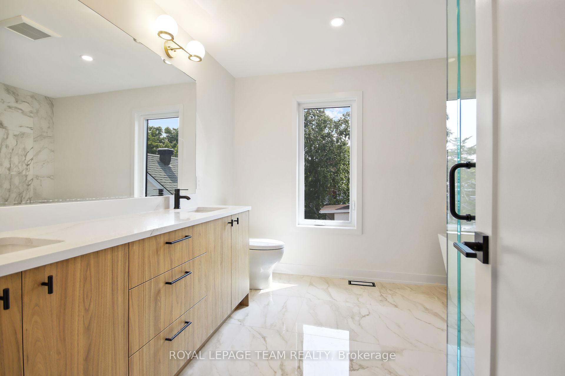 Photo 20 of Unit A/A2, 241 Breezehill Avenue, Ottawa, West Centre Town — HOMEH