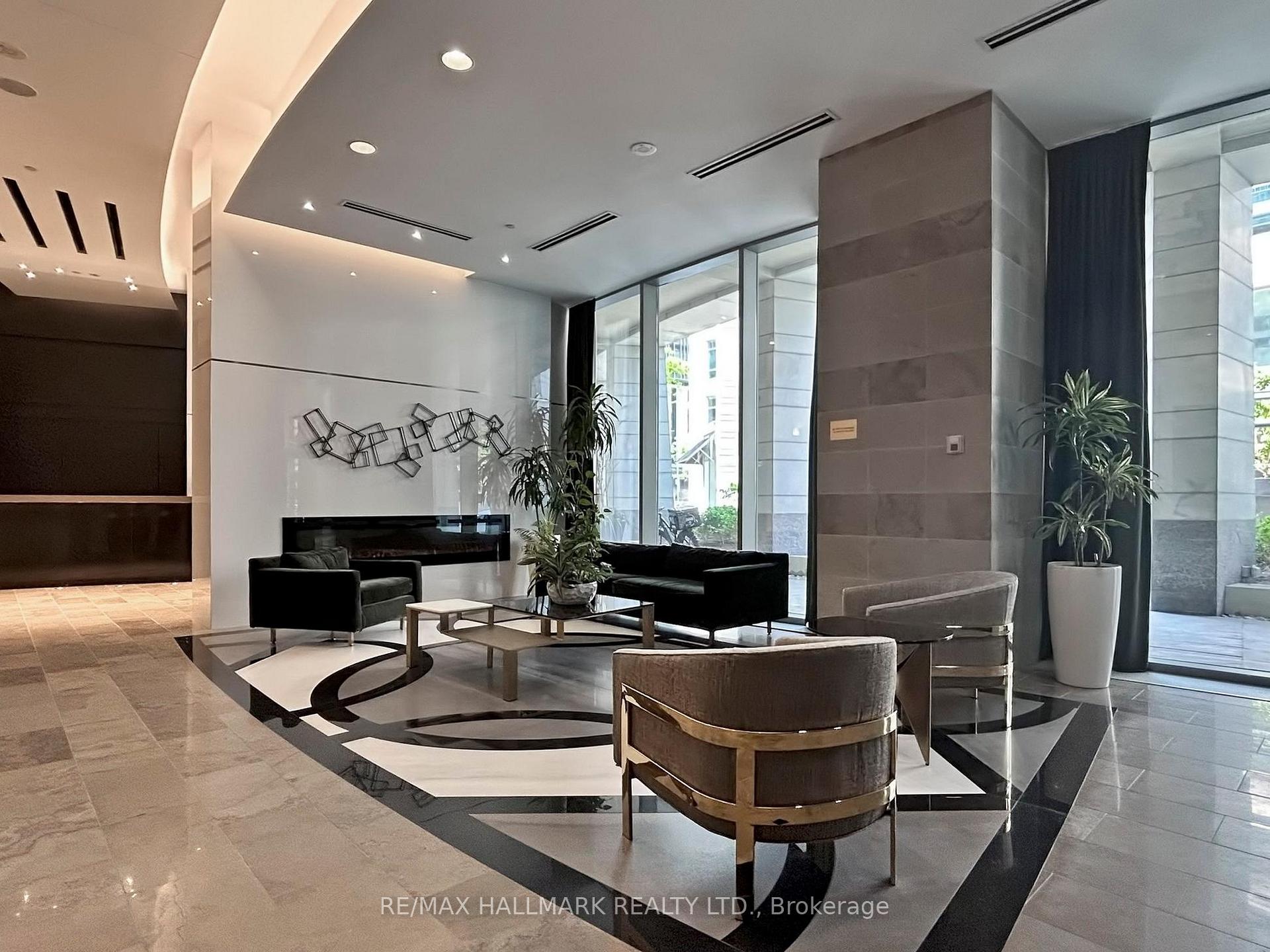 Photo 6 of Unit 2605, 2181 Yonge Street, Toronto, Mount Pleasant West — HOMEH
