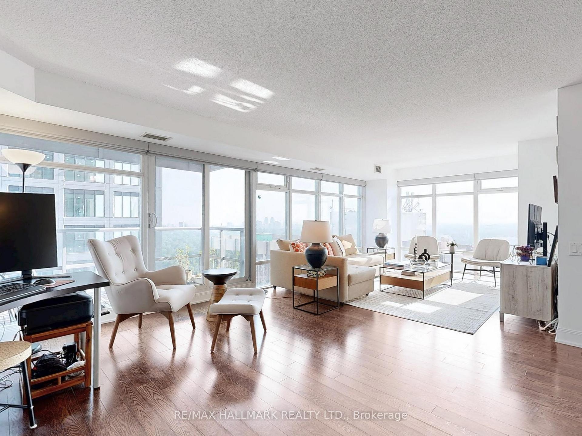 Photo 10 of Unit 2605, 2181 Yonge Street, Toronto, Mount Pleasant West — HOMEH