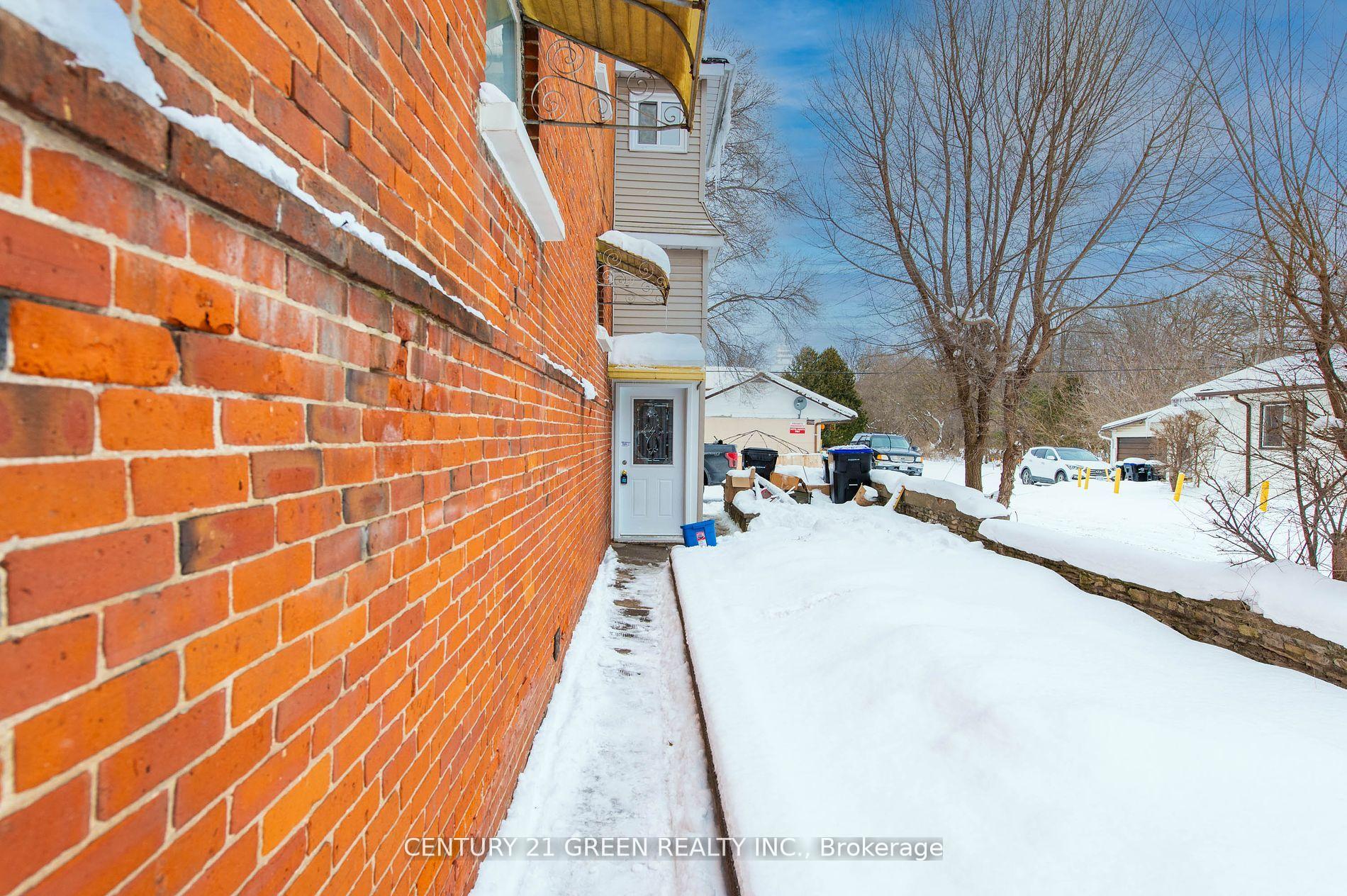 Photo 2 of Unit Upper, 7288 Highway 26 Road, Clearview, Stayner — HOMEH
