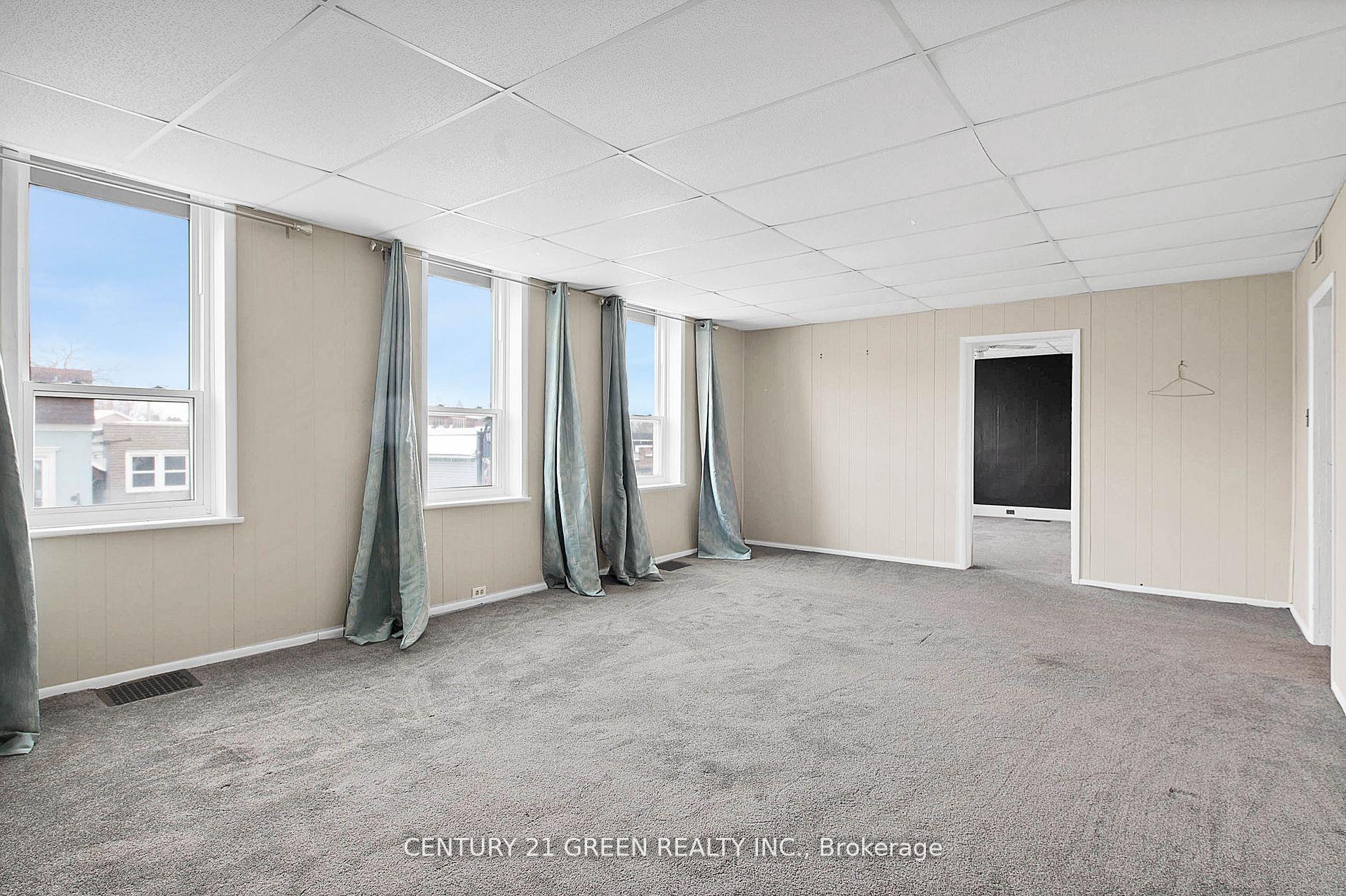 Photo 23 of Unit Upper, 7288 Highway 26 Road, Clearview, Stayner — HOMEH