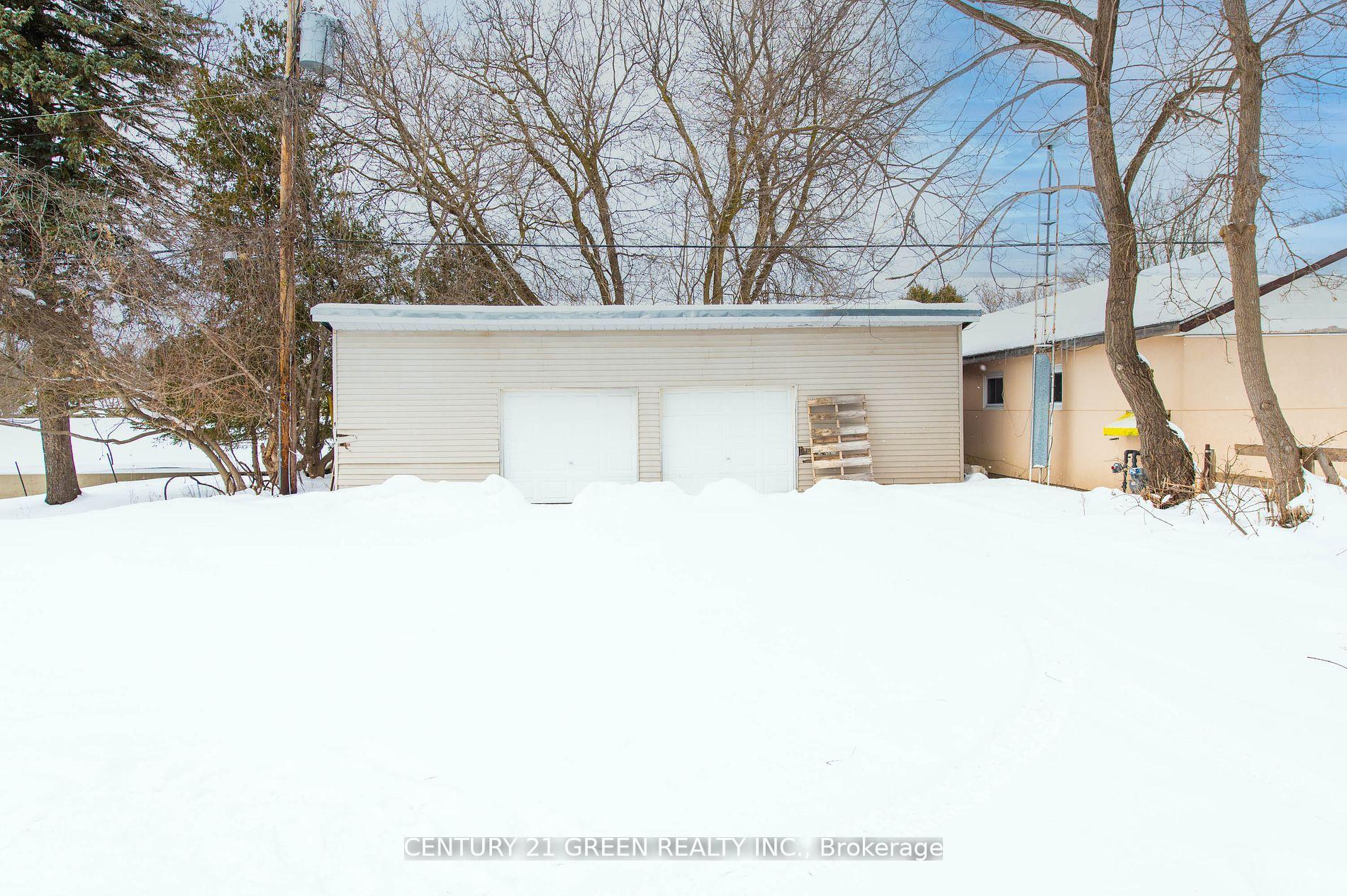 Photo 27 of Unit Upper, 7288 Highway 26 Road, Clearview, Stayner — HOMEH