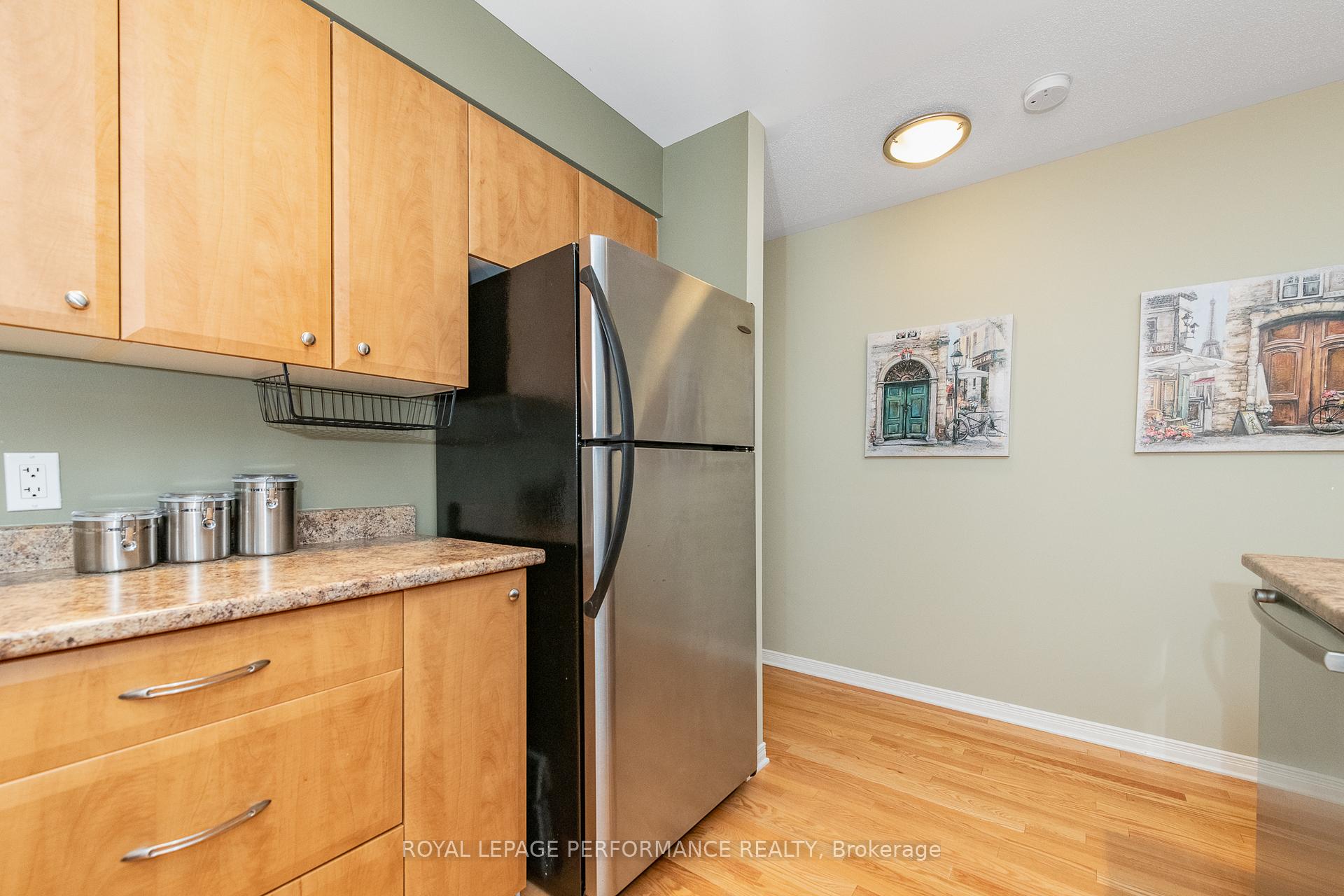 Photo 8 of Unit 14, 111 Steele Park Private, Ottawa, Cyrville — HOMEH