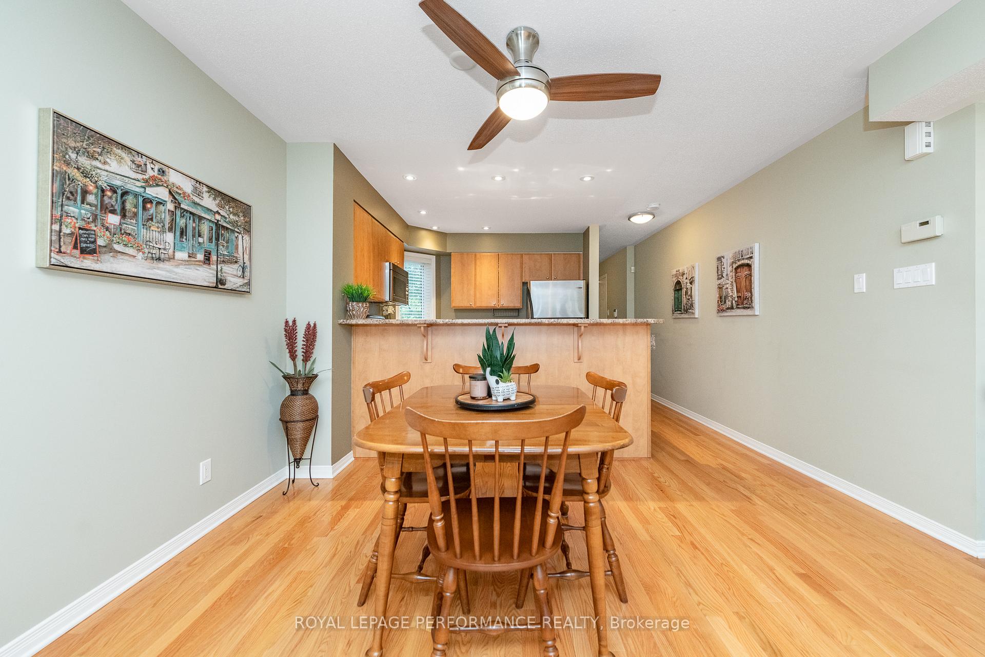 Photo 13 of Unit 14, 111 Steele Park Private, Ottawa, Cyrville — HOMEH