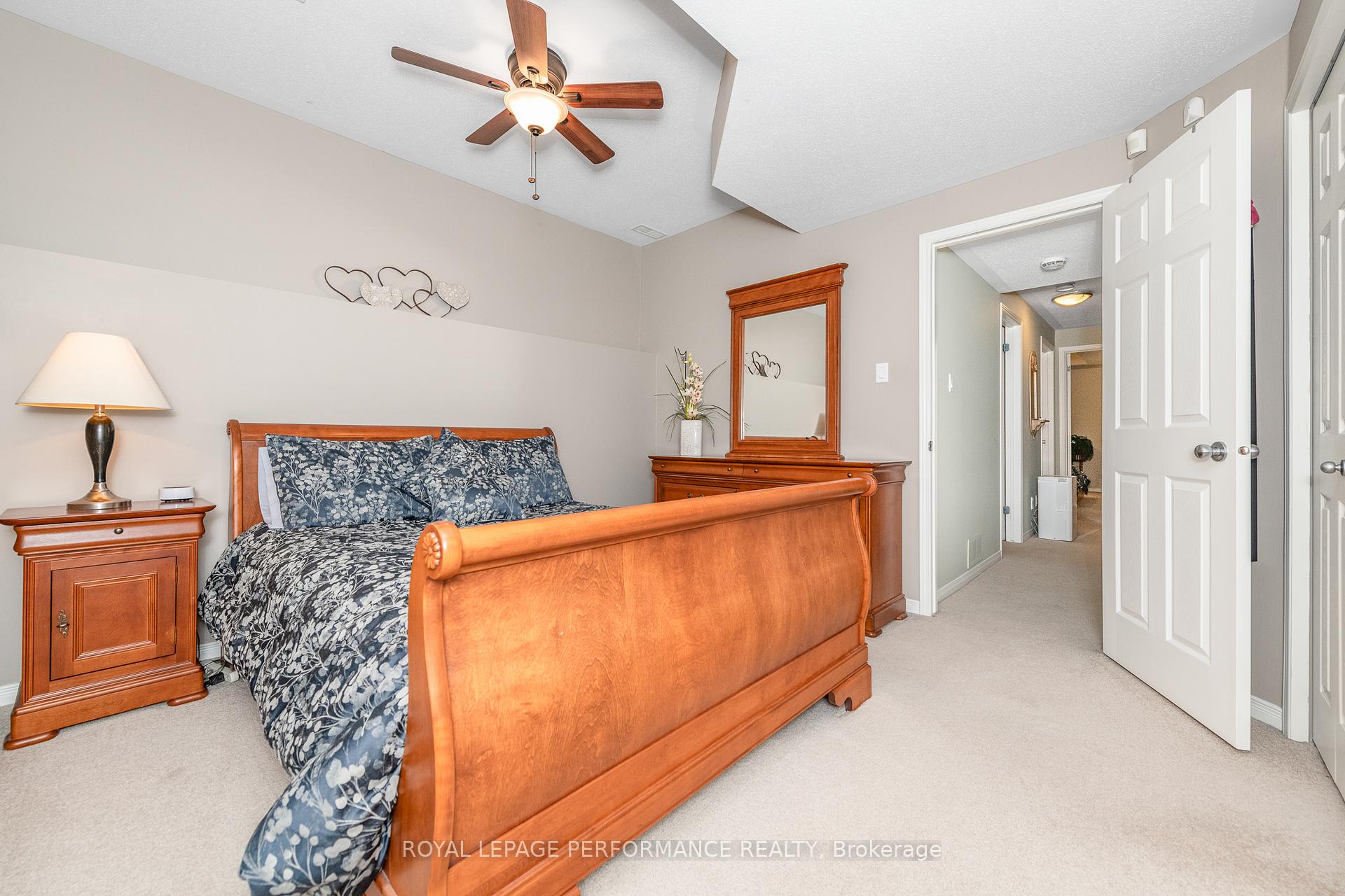 Photo 14 of Unit 14, 111 Steele Park Private, Ottawa, Cyrville — HOMEH