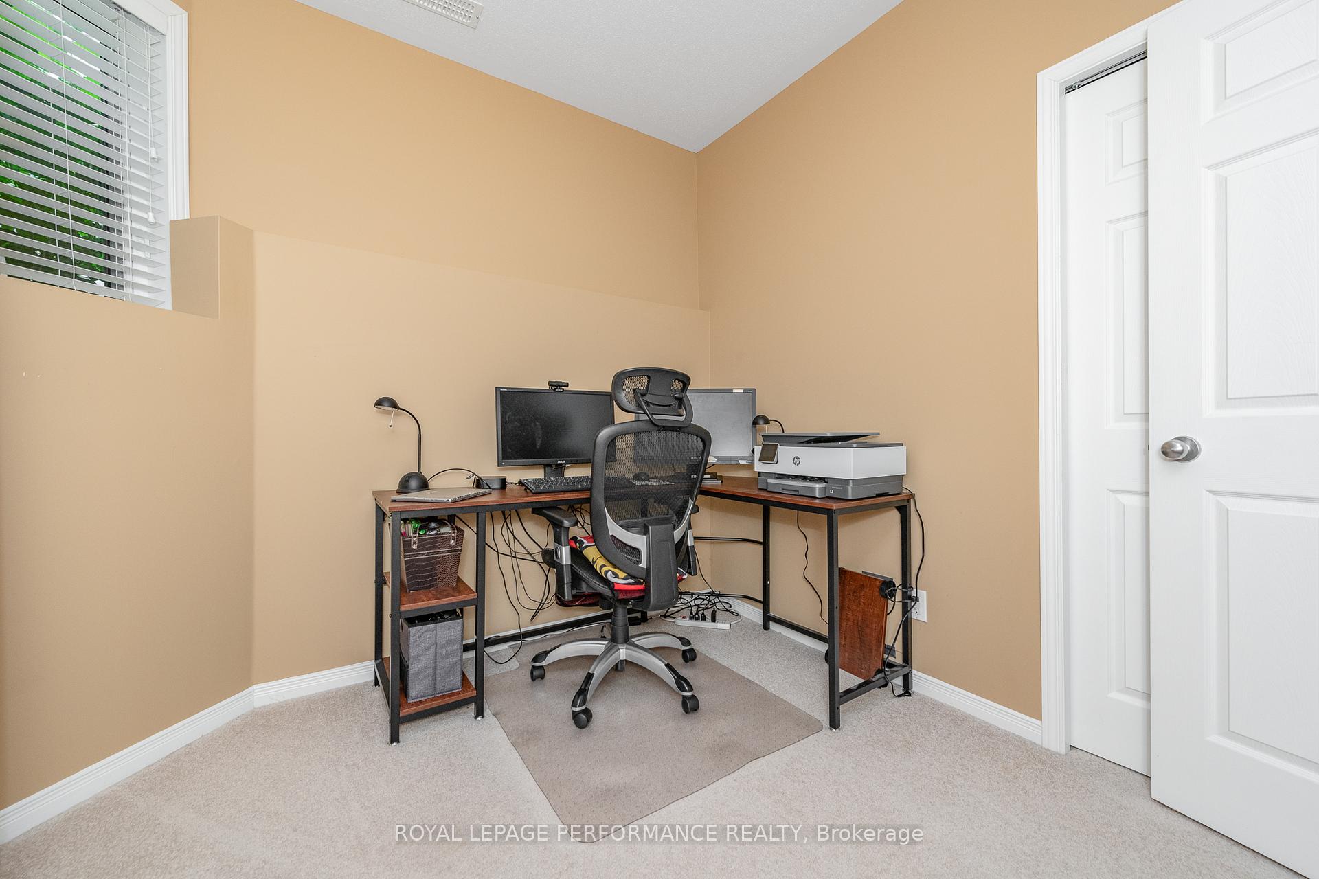 Photo 18 of Unit 14, 111 Steele Park Private, Ottawa, Cyrville — HOMEH