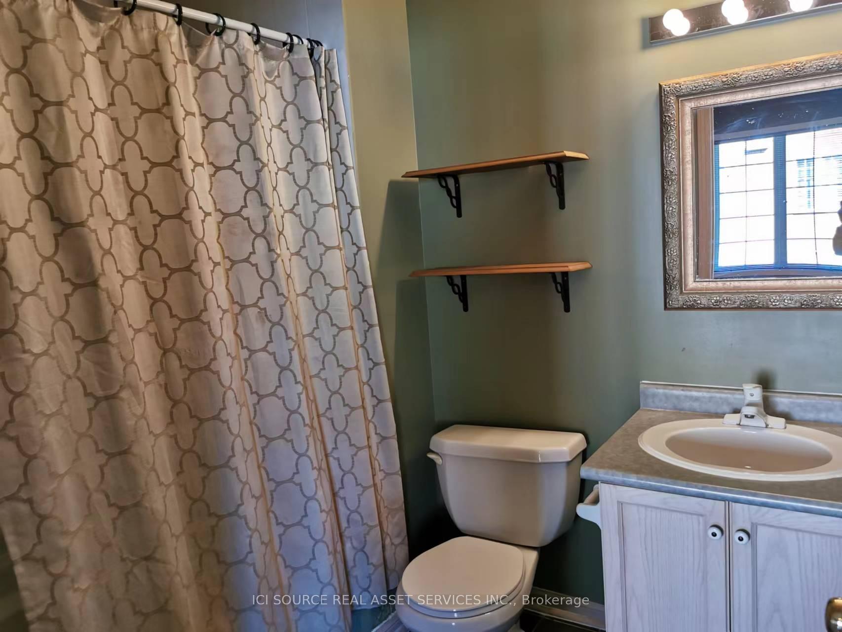 Photo 11 of Unit 10, 4 Cox Boulevard, Markham, Unionville — HOMEH
