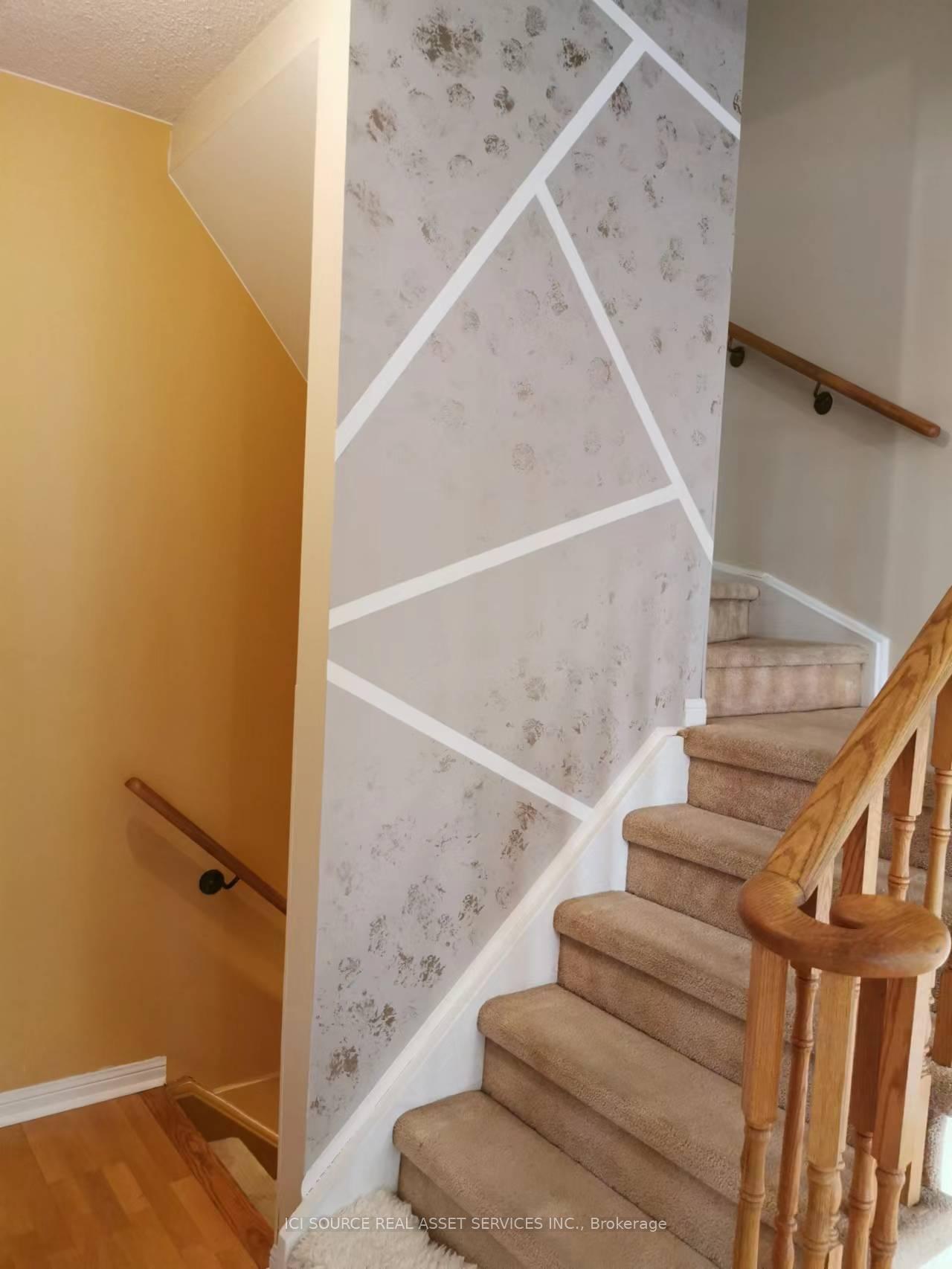 Photo 14 of Unit 10, 4 Cox Boulevard, Markham, Unionville — HOMEH