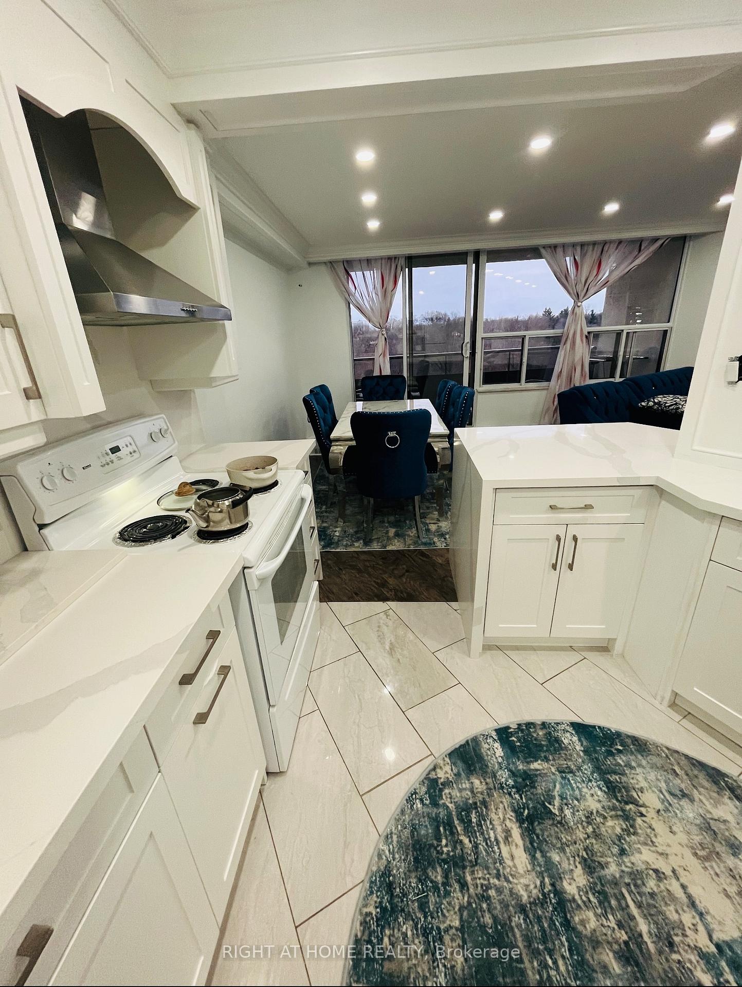 Photo 11 of Unit 506, 5 Vicora Link Way, Toronto, Flemingdon Park — HOMEH