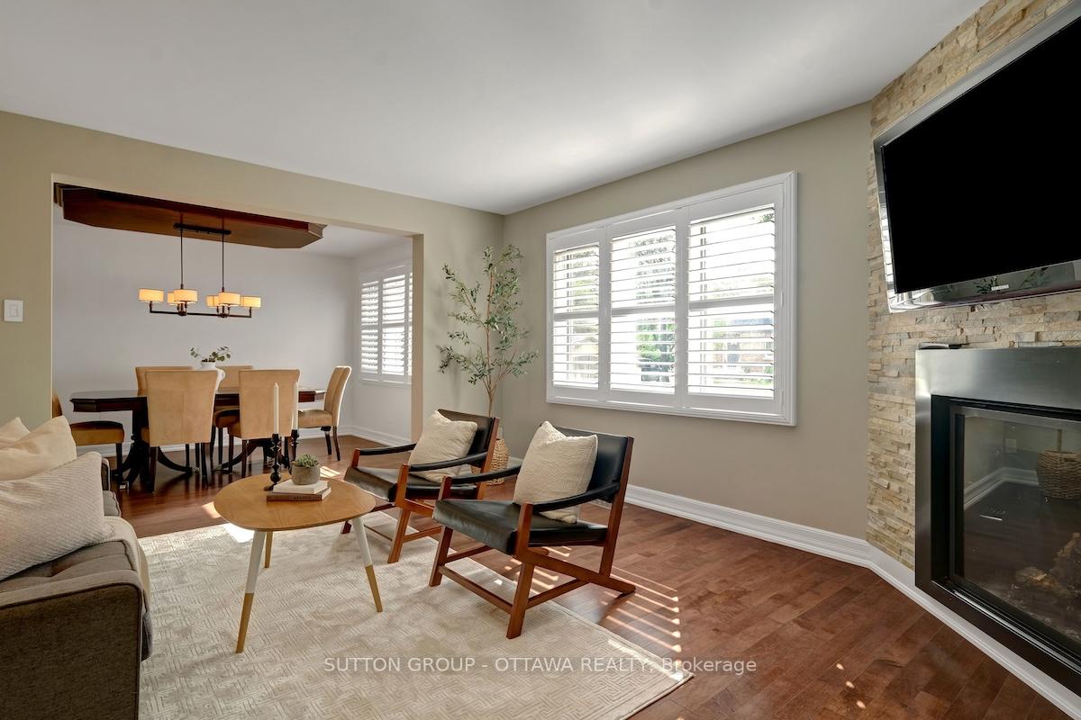 Photo 8 of 680 Weston Drive, Ottawa, Elmvale Acres — HOMEH
