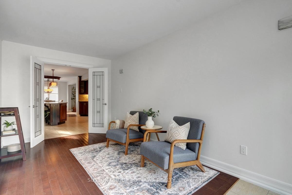 Photo 27 of 680 Weston Drive, Ottawa, Elmvale Acres — HOMEH