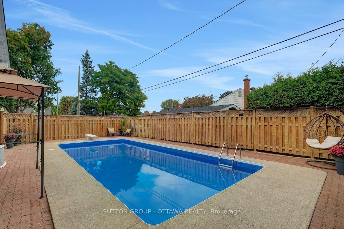 Photo 47 of 680 Weston Drive, Ottawa, Elmvale Acres — HOMEH