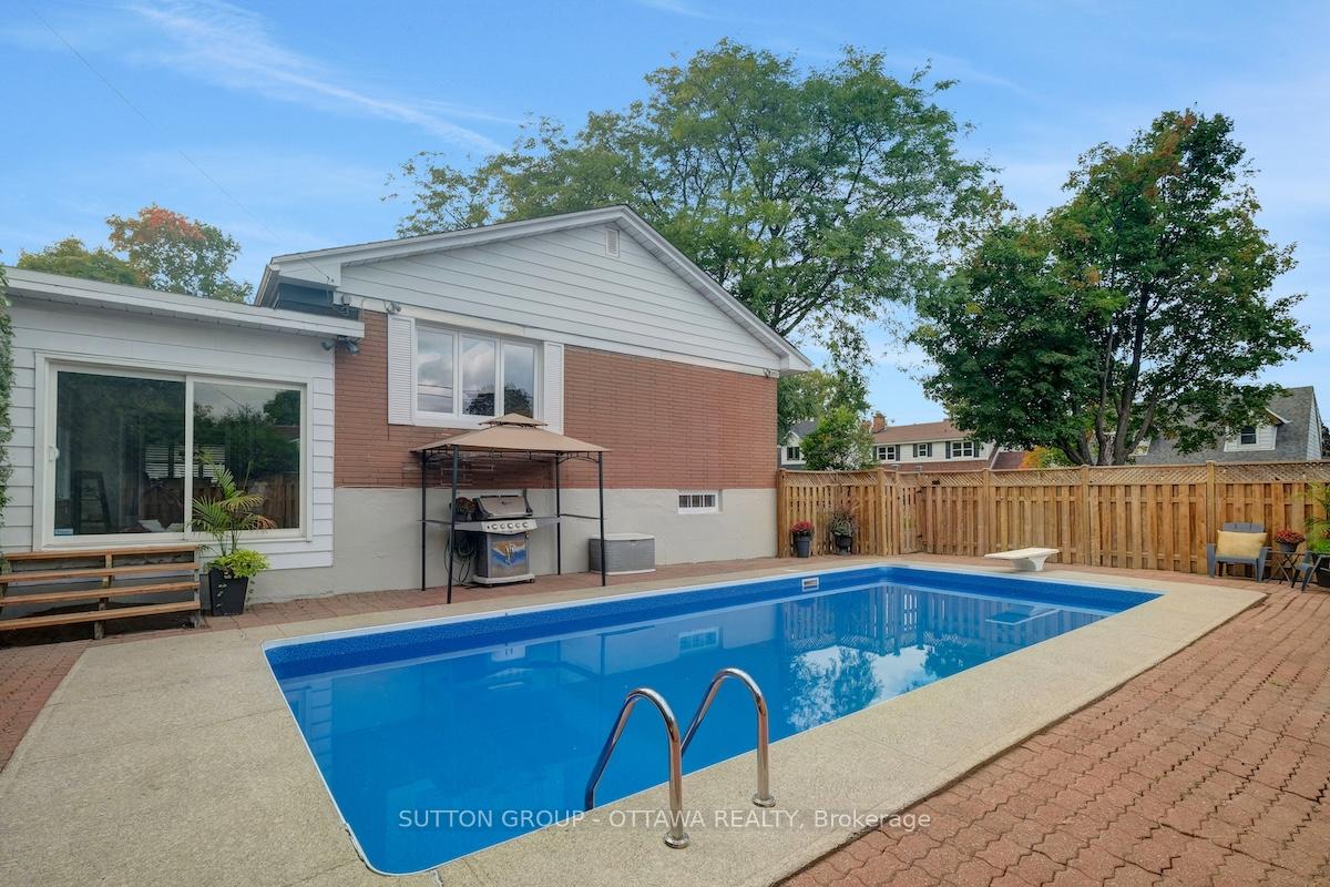 Photo 43 of 680 Weston Drive, Ottawa, Elmvale Acres — HOMEH