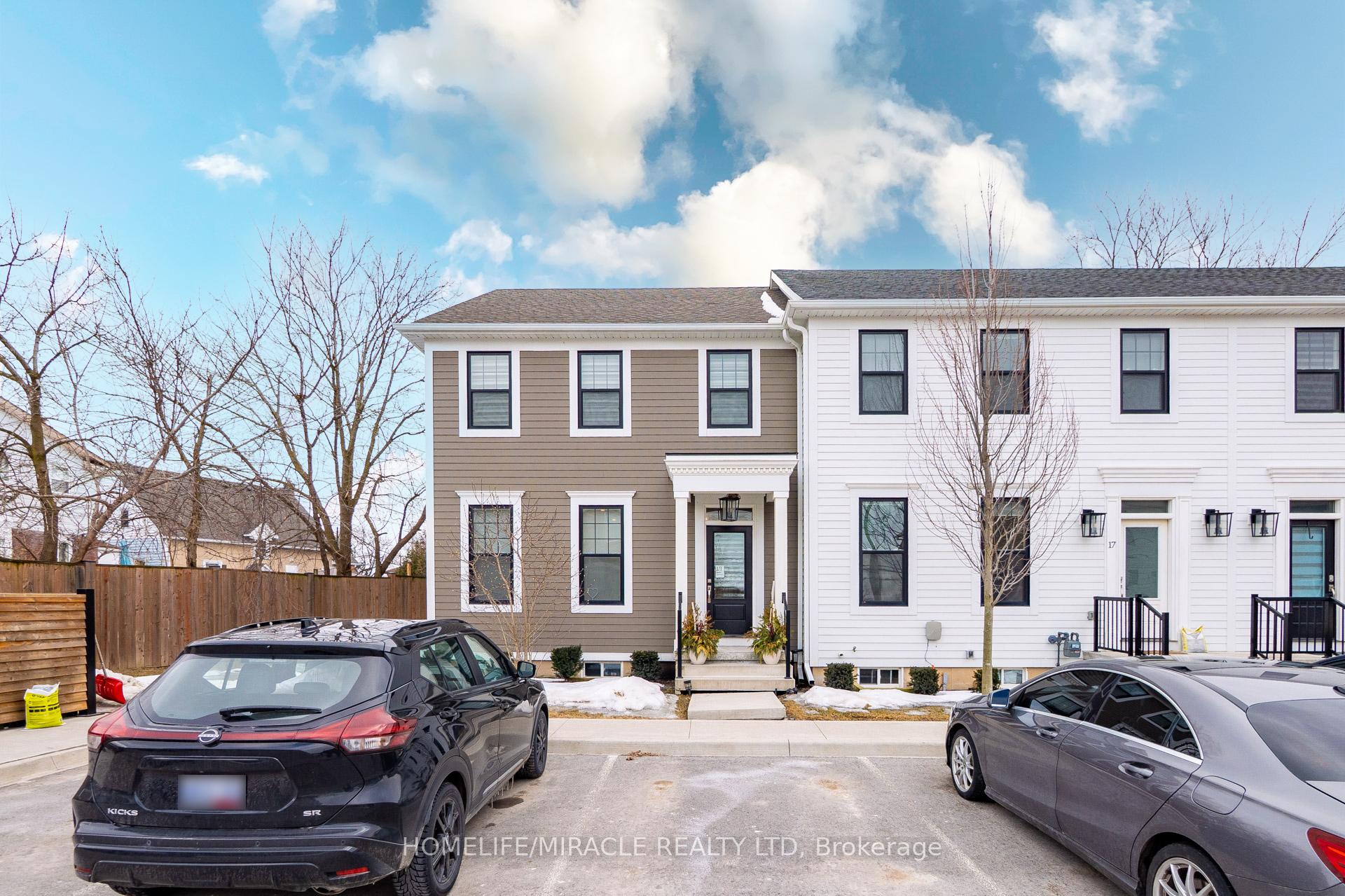 Front of 19 Aspen Common