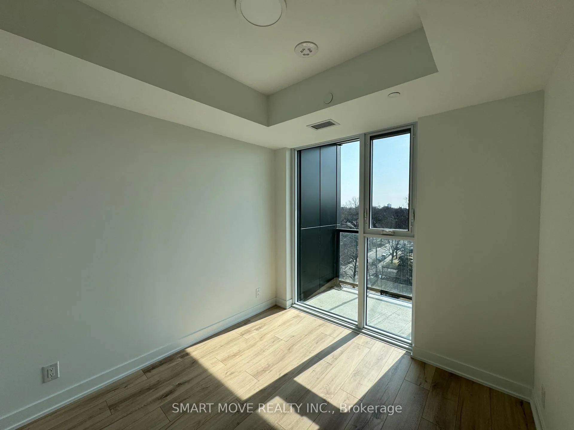 Photo 10 of Unit 809, 1660 Bloor Street, Toronto, High Park North — HOMEH