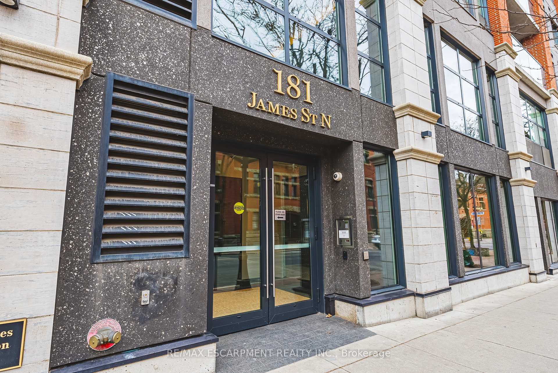 Photo 3 of Unit 402, 181 James Street N, Hamilton, Central — HOMEH