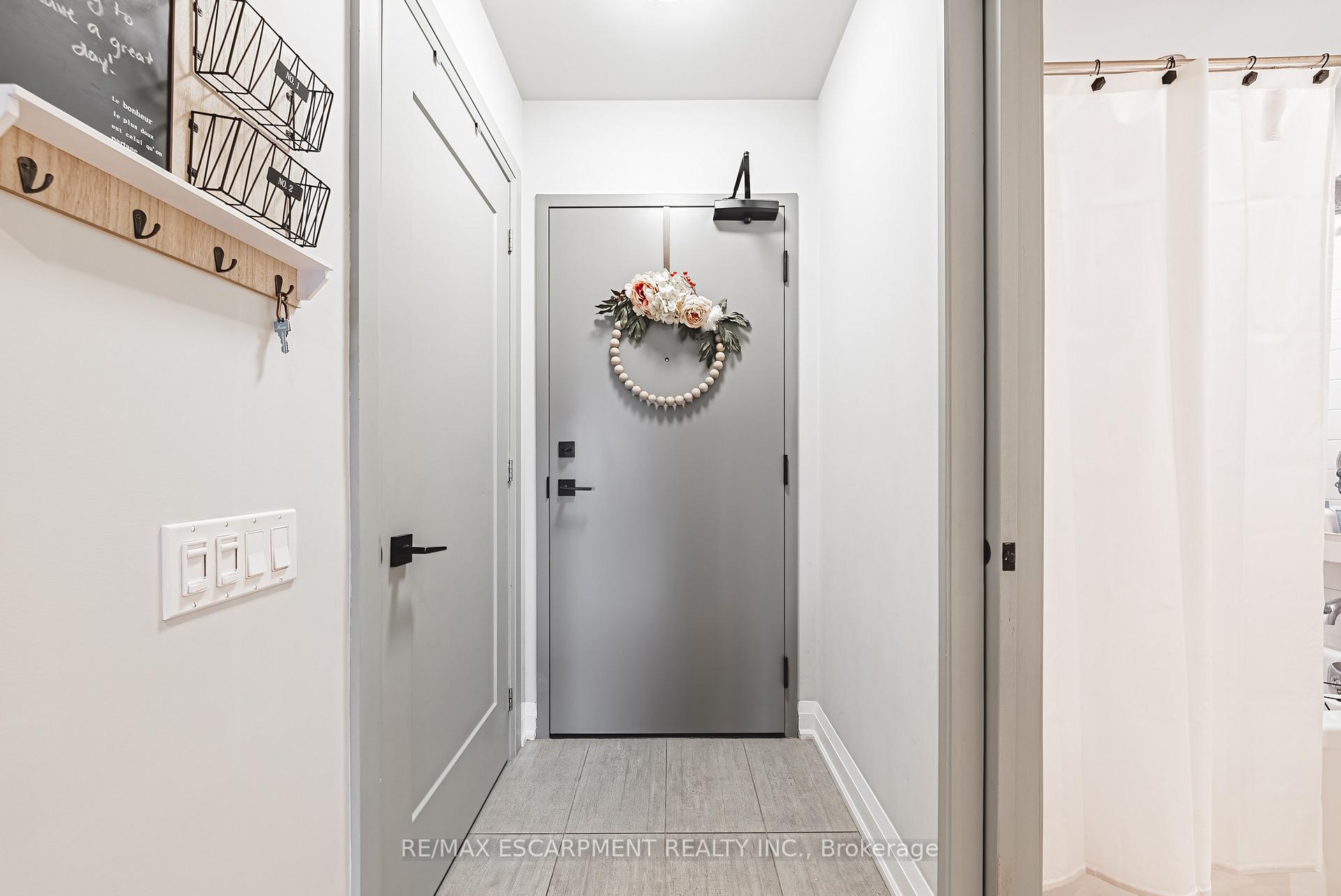 Photo 4 of Unit 402, 181 James Street N, Hamilton, Central — HOMEH
