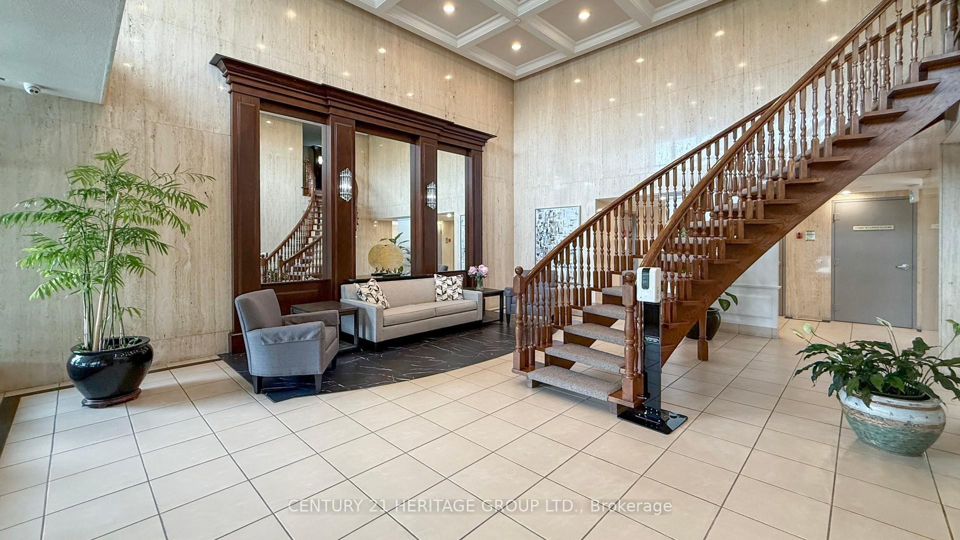 Photo 6 of Unit 1212, 8111 Yonge Street, Markham, Royal Orchard — HOMEH