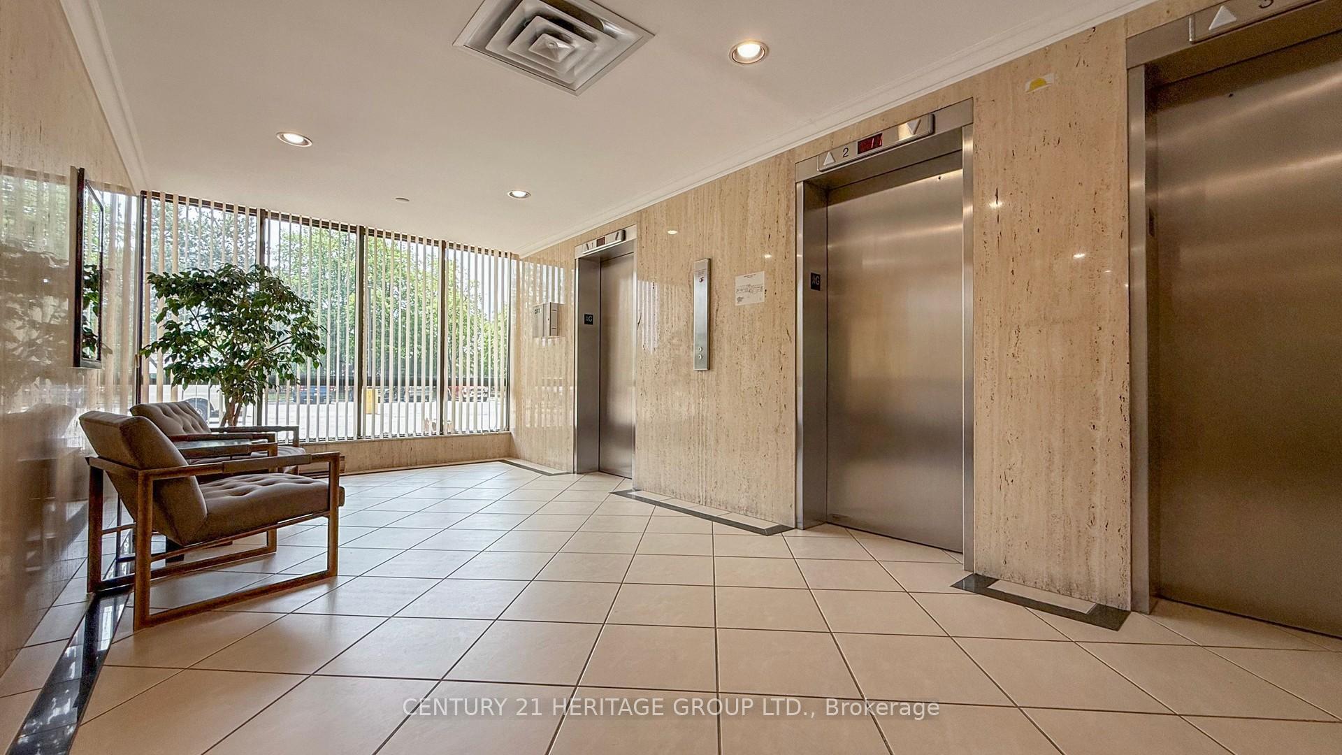 Photo 7 of Unit 1212, 8111 Yonge Street, Markham, Royal Orchard — HOMEH