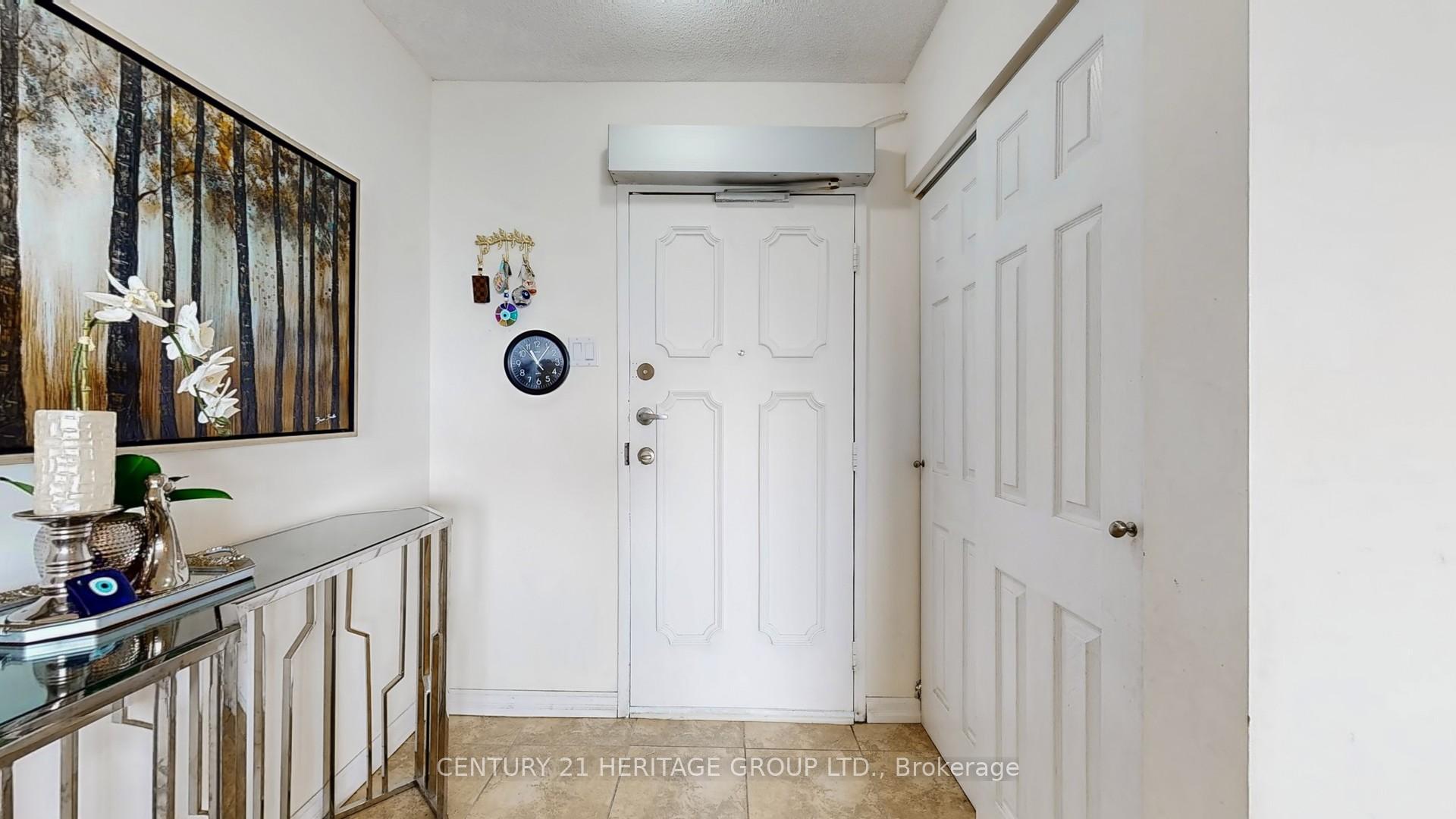 Photo 9 of Unit 1212, 8111 Yonge Street, Markham, Royal Orchard — HOMEH