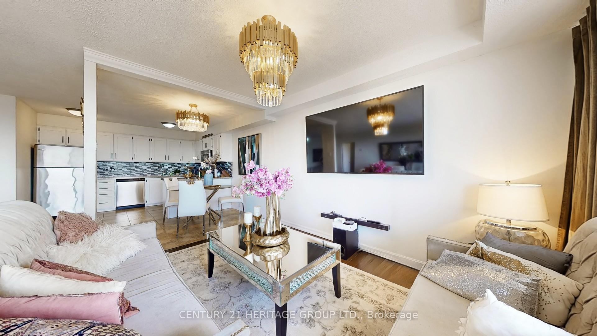 Photo 12 of Unit 1212, 8111 Yonge Street, Markham, Royal Orchard — HOMEH